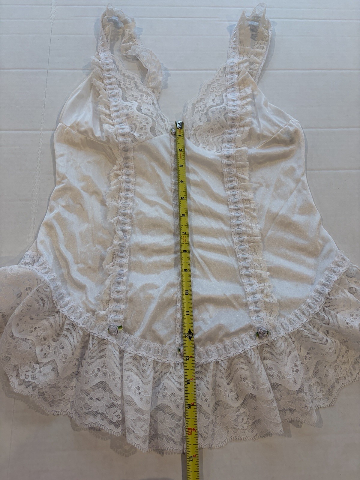 Tosca White Lace Vintage Camisole with White Trim Regular Size M Style 9408