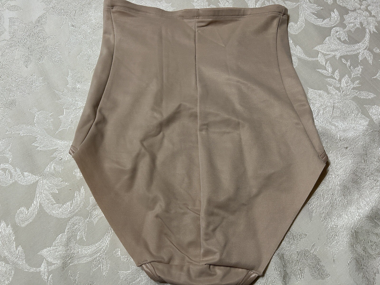 MIRACLESUIT 2705 XL Extra Firm Wonderful Edge Hi-Waist Nude Brief Panties