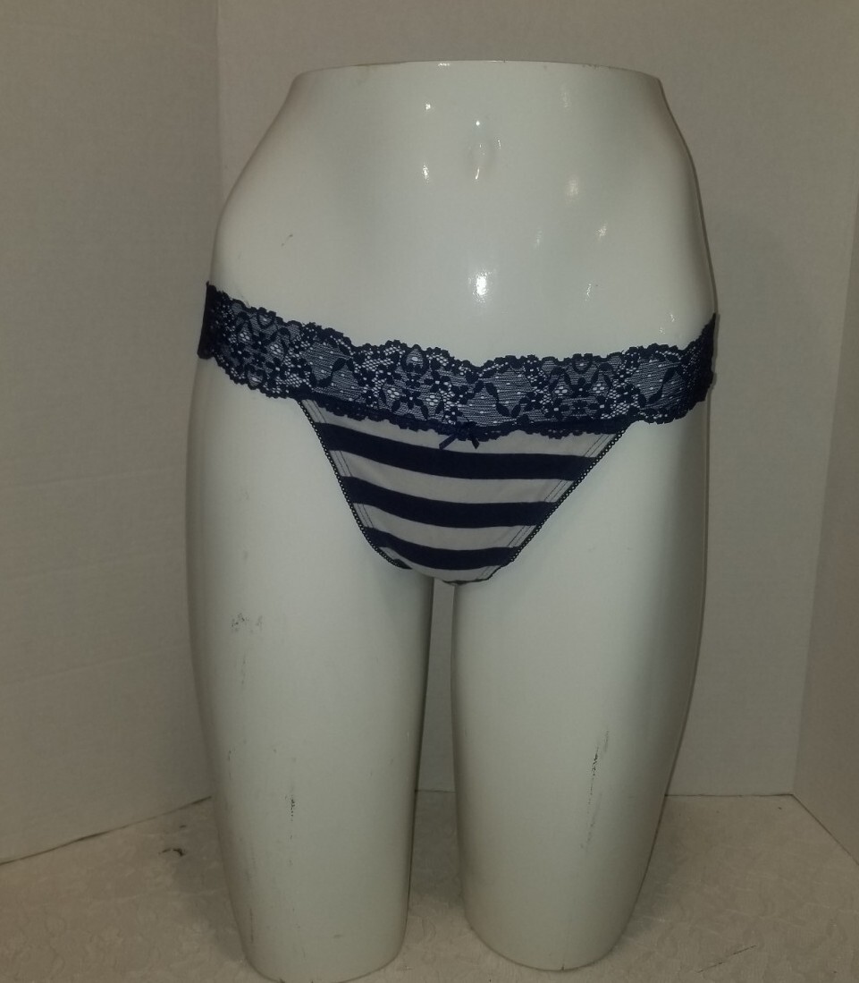 Vintage Flirtitude Lingerie L Thong Lace Bikini Panties Underwear