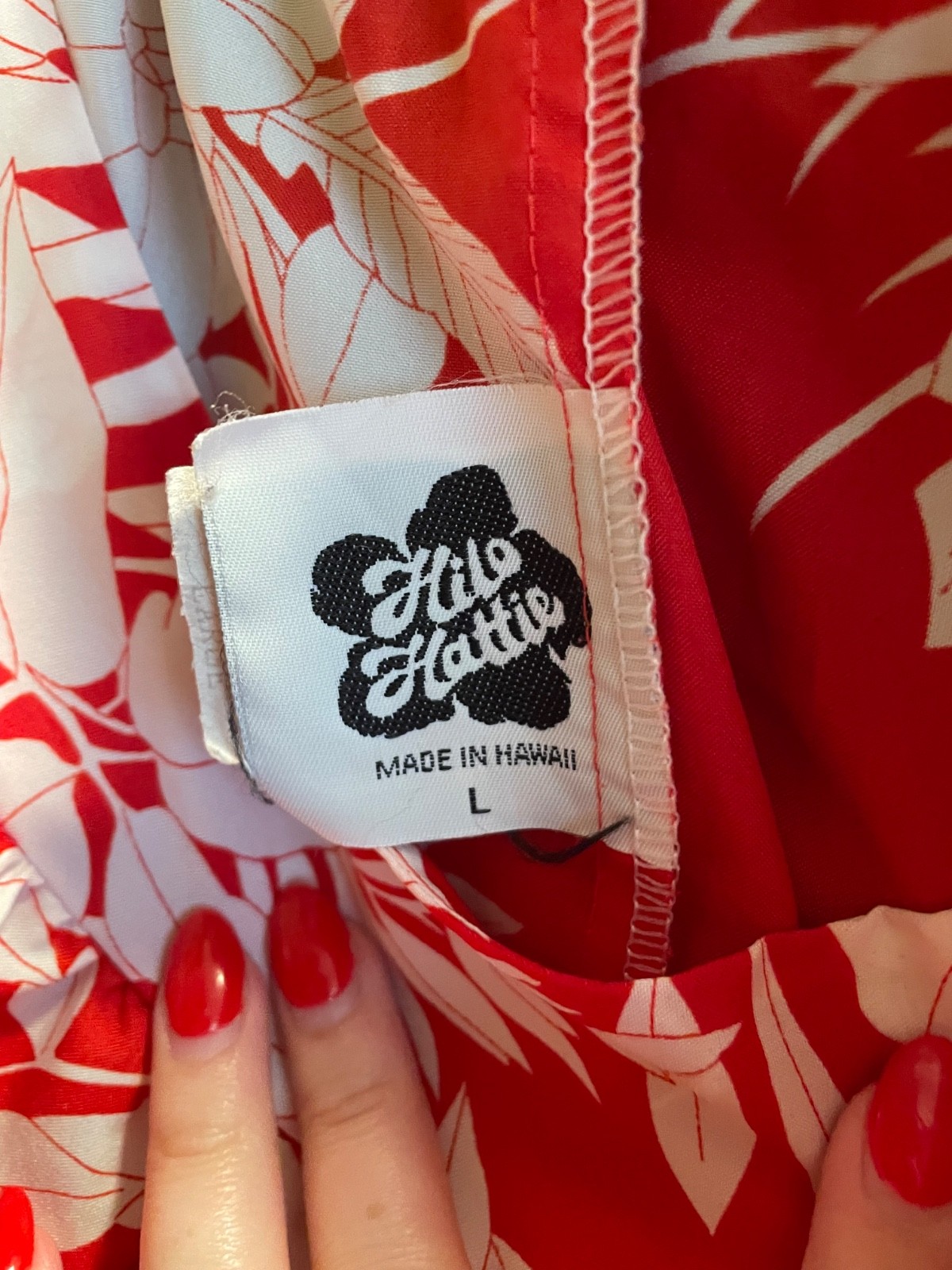 Vintage Hilo Hattie Red Muumuu – Made Only in Hawaii Size Large