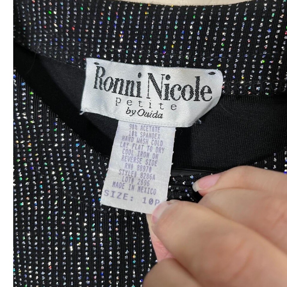 Ronni Nicole by Ouida Black Metallic Shimmer Button Up Cropped Cardigan 10P