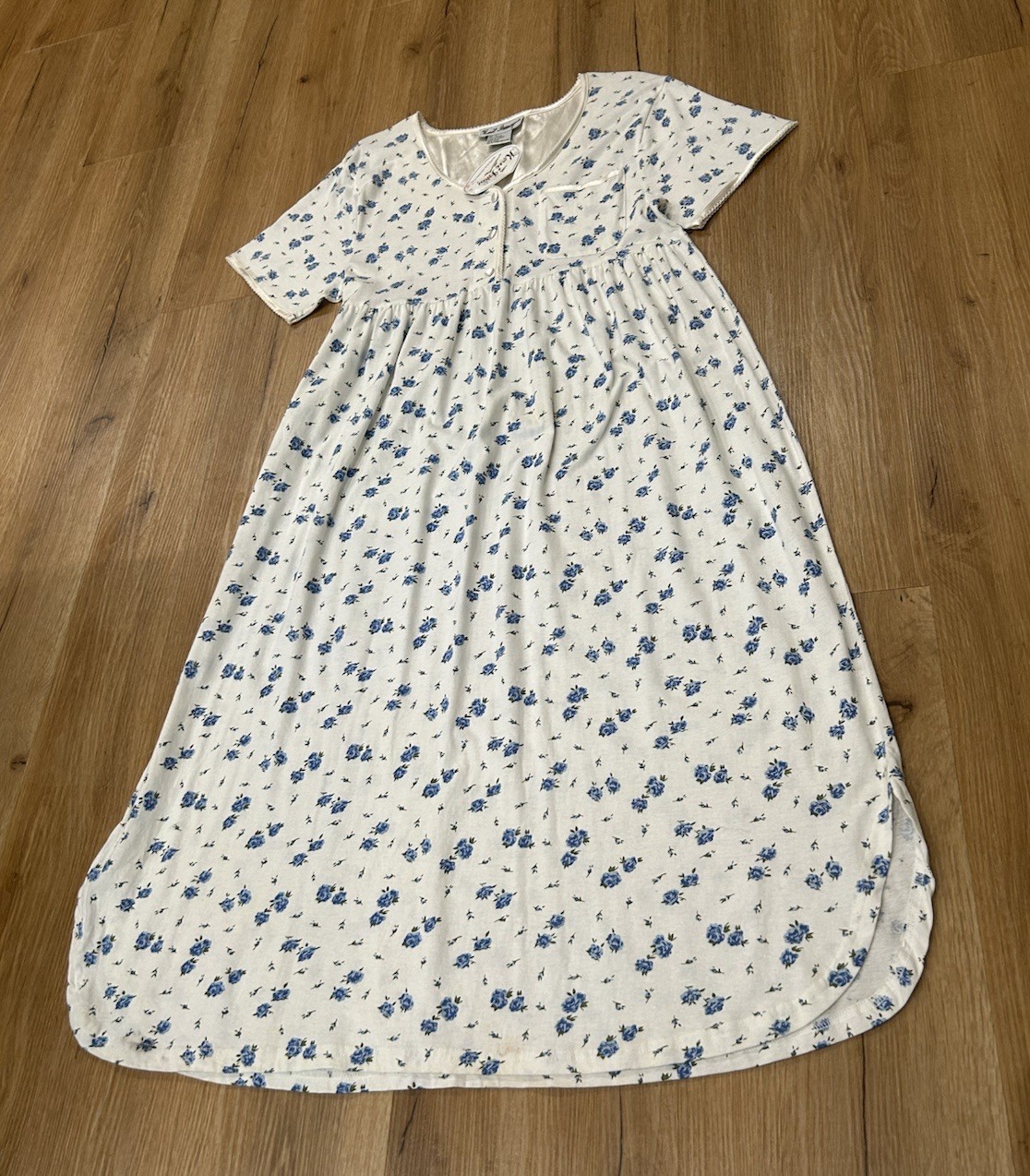 Vintage NWT Blue Rose Floral Cotton House Dress Nightgown Cottagecore M