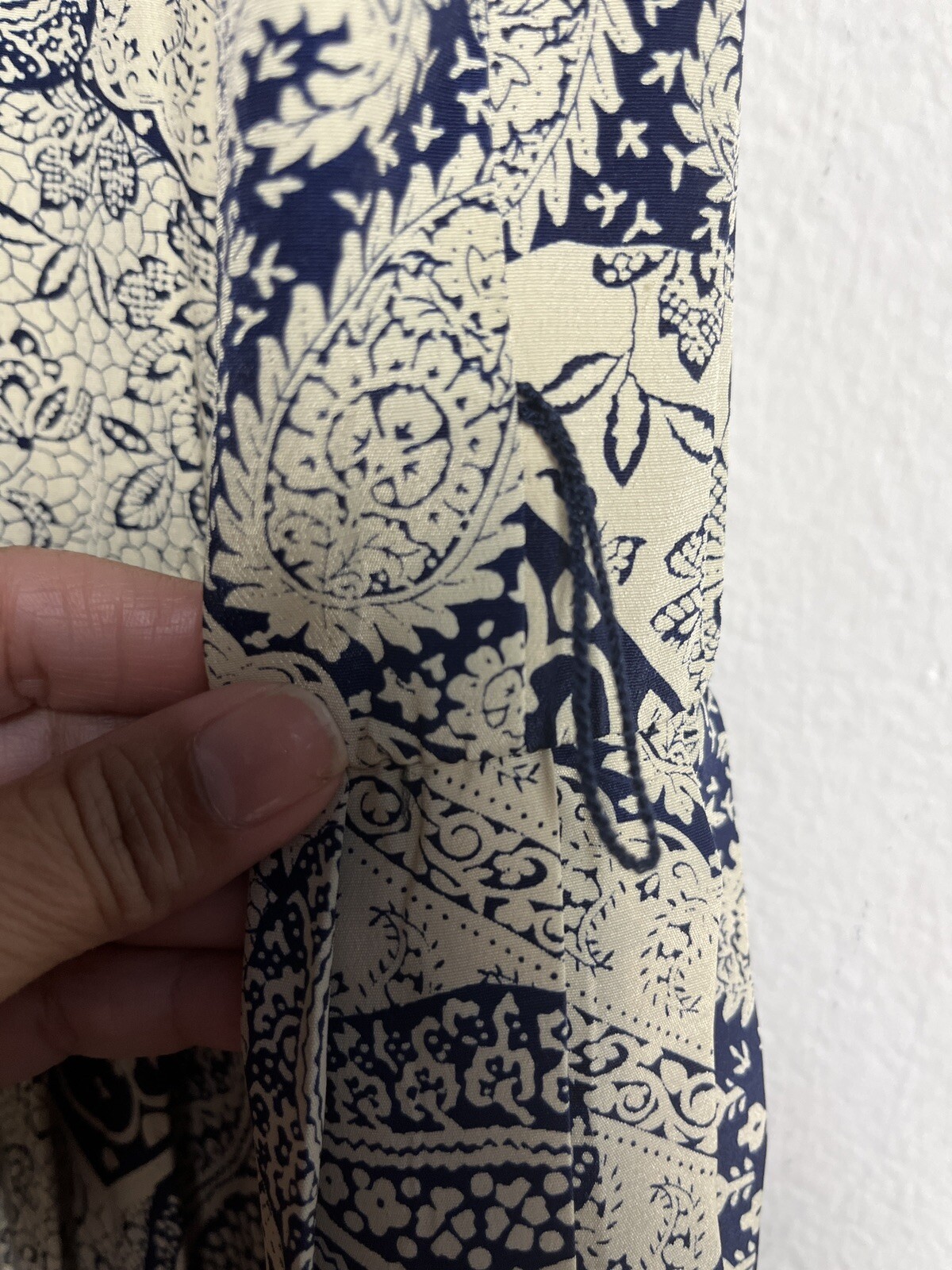 VINTAGE FLORENTINE CANADA NAVY AND IVORY FLORAL PLEATED DRESS SIZE 12 PREOWNED