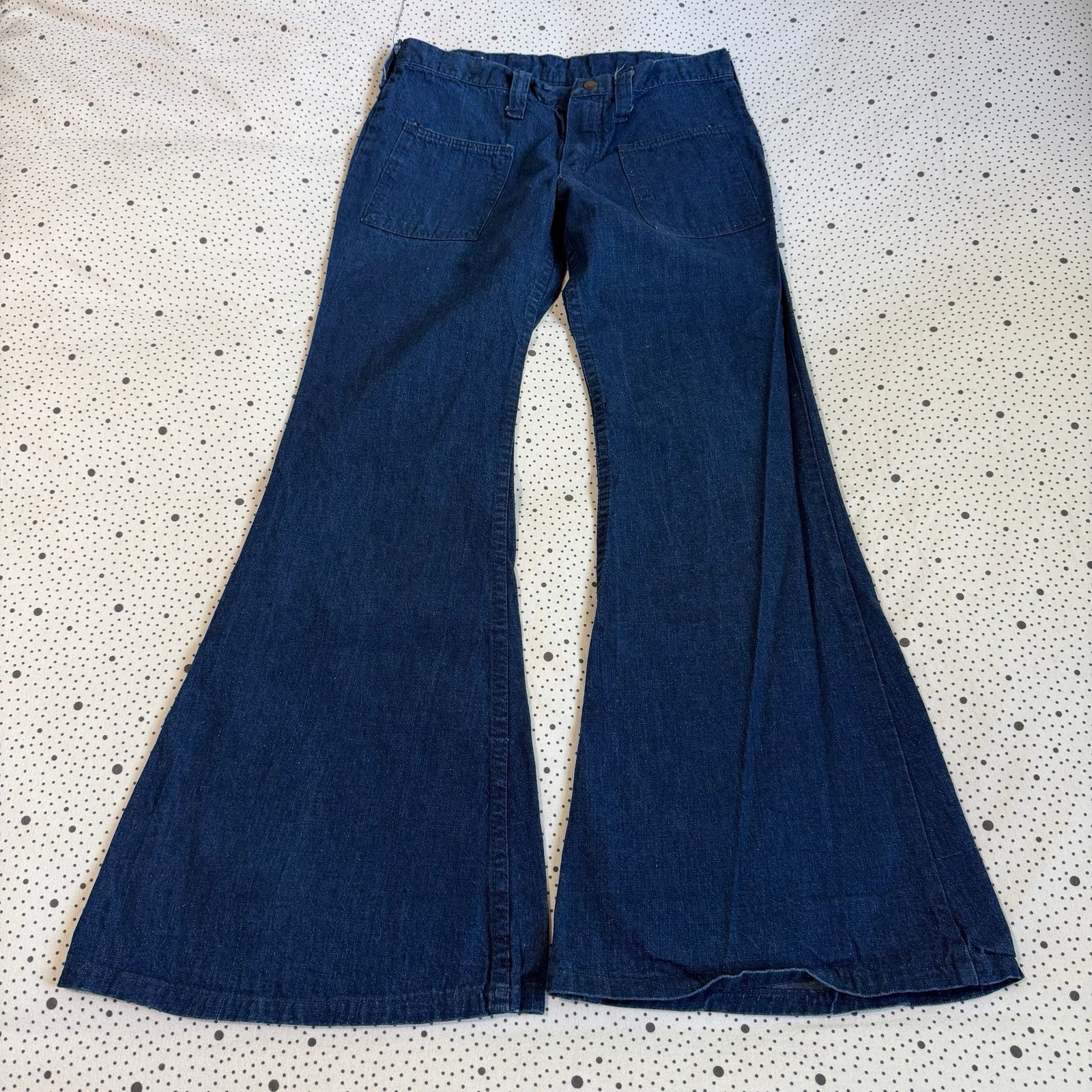 Vintage 1970’s Wrangler Bell Bottom Jeans Women’s Size 29×30 Denim Dark Wash