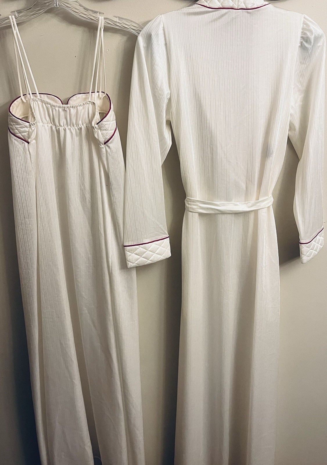 VTG Tom Bezduda Barad Night Gown & Robe Lingerie Set 70’s Boudoir Ivory Red