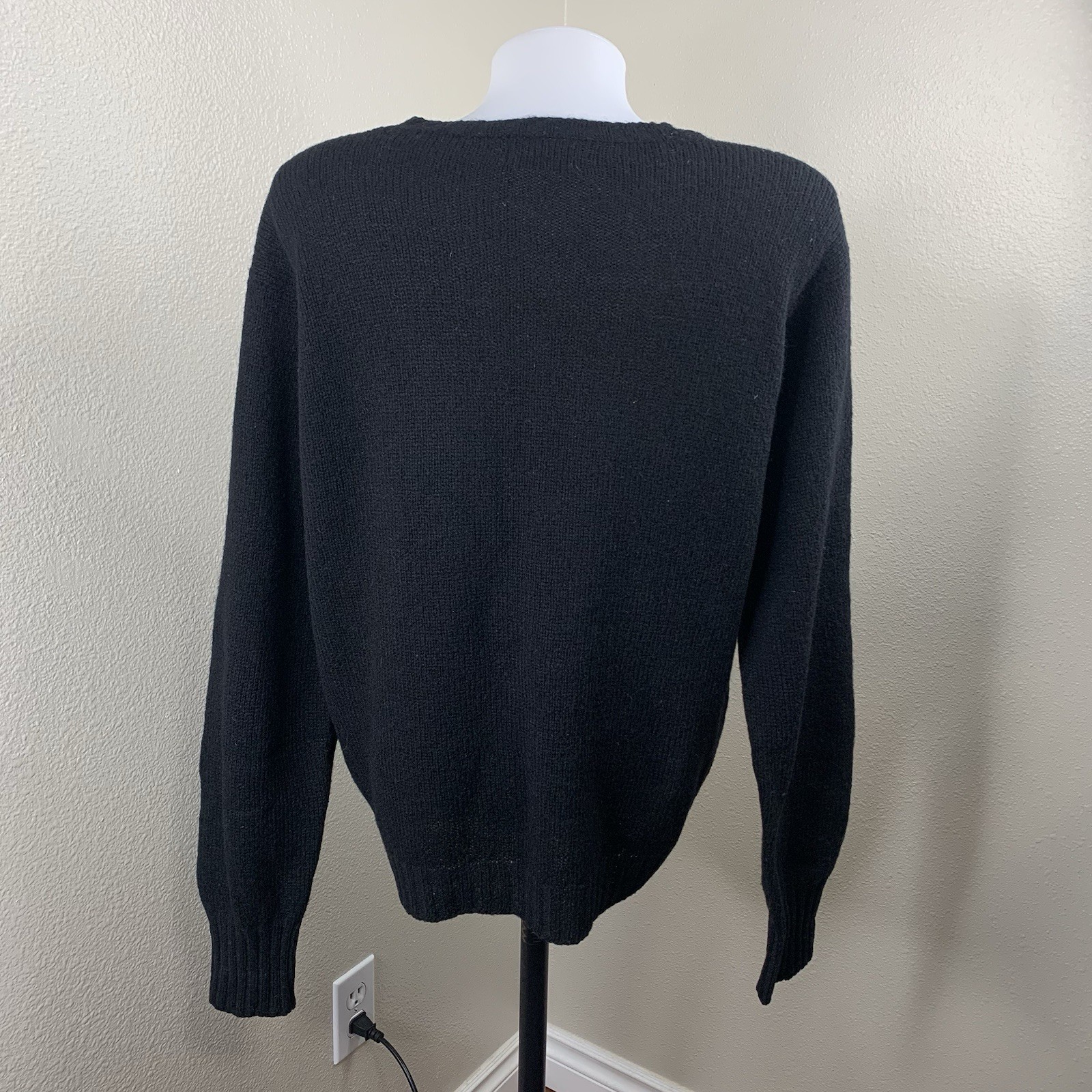 Lady Puritan Full Fashioned 100% Shetland Wool Vtg Black Sweater Sz L?