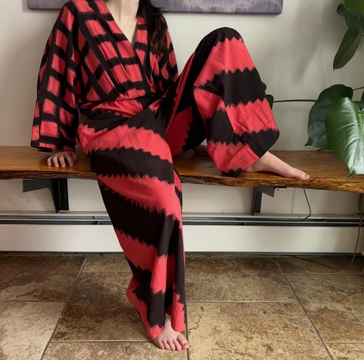 RARE Vintage 1970s Hanae Mori Red Black Graphic Print Cotton Wide Leg Jumpsuit S