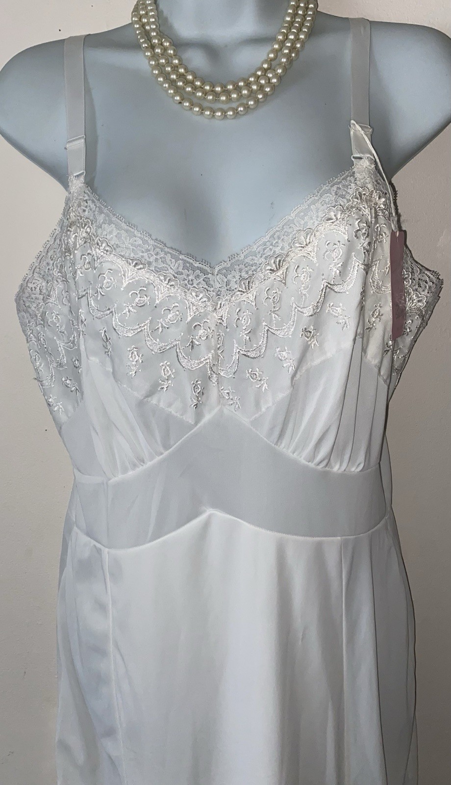 VTG 60’s Carol Brent Full Nylon Slip Original Store Tag Size 36 T Beautiful