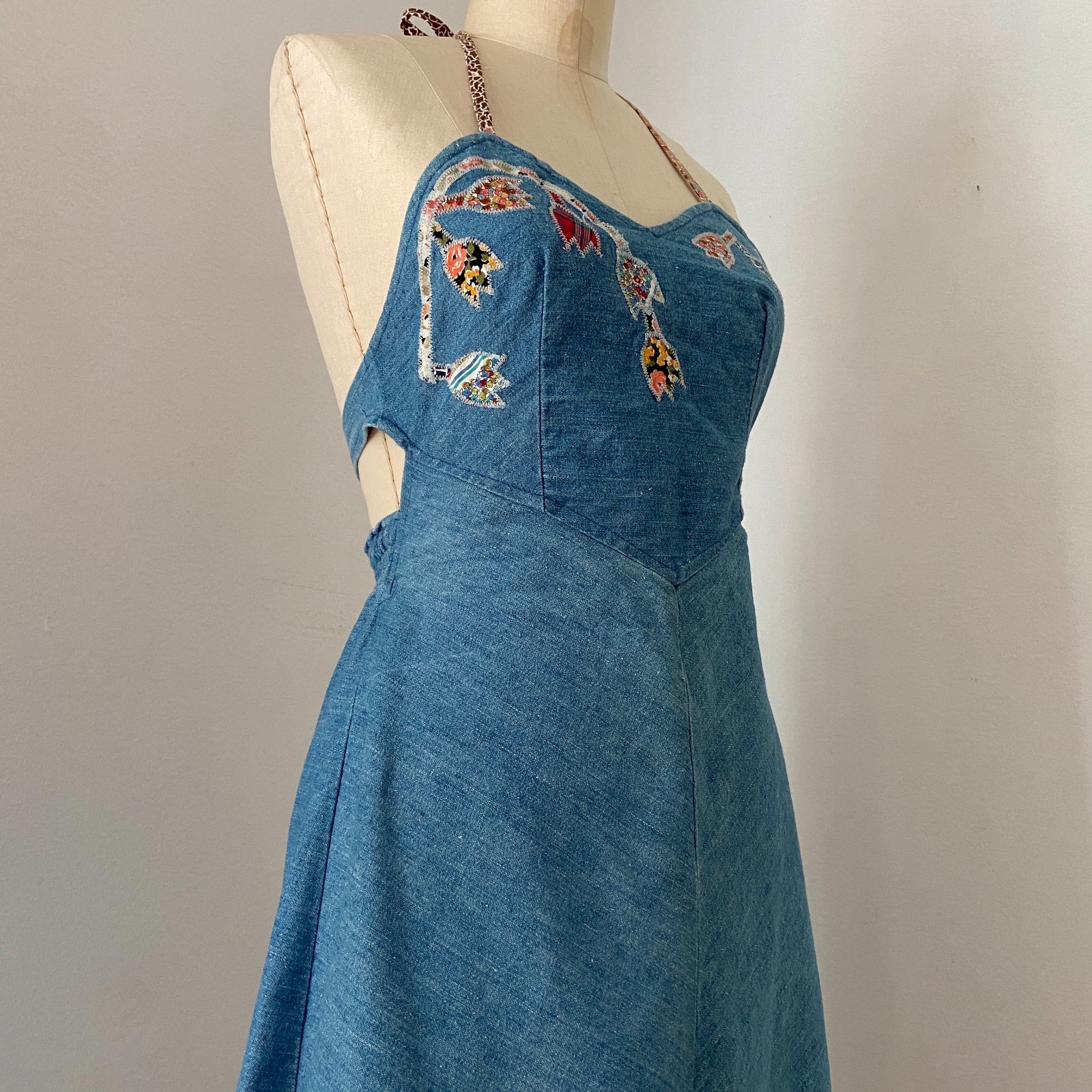 Vintage 1970s Denim Halter Dress with Appliqué Halter Open Back Extra Small XS