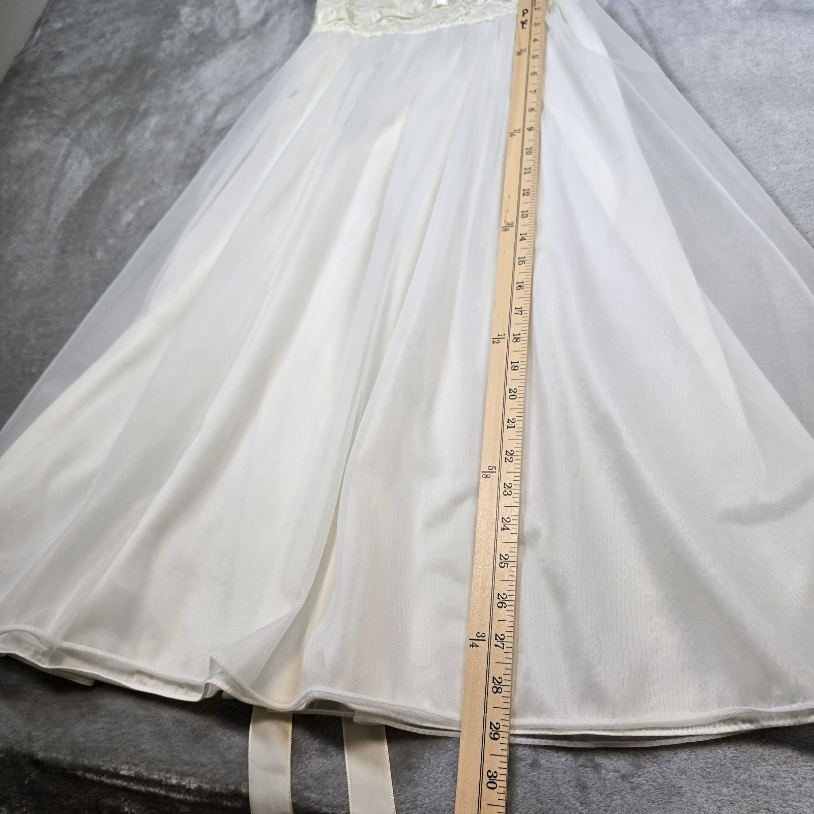 Vntg 1950s Vanity Fair Ivory White Double Chiffon Coquette Nightgown Nylon Sz 32