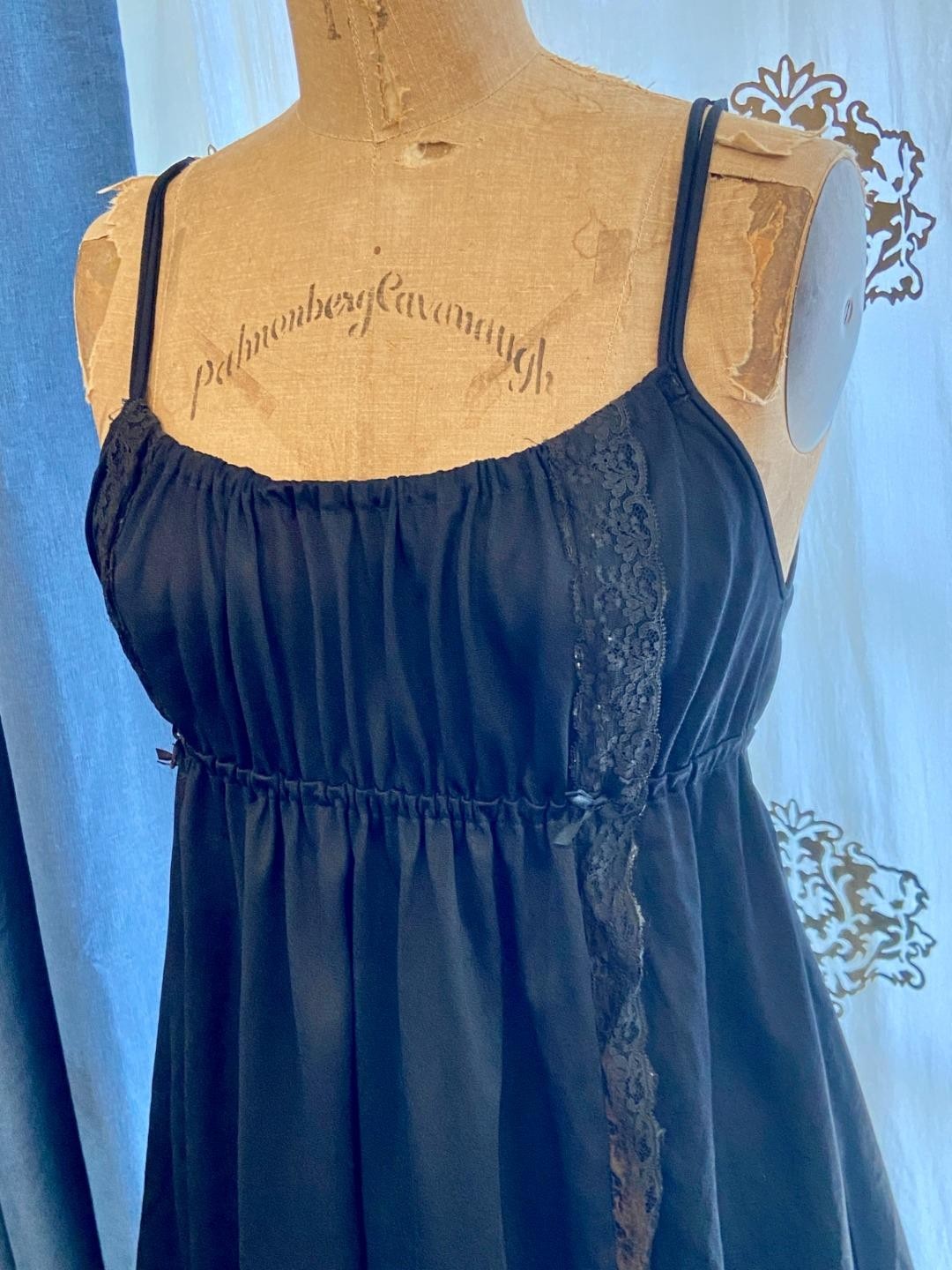 Vintage 60s VAN RAALTE Black Nylon OPEN SIDES Babydoll Short Nightgown USA M 36