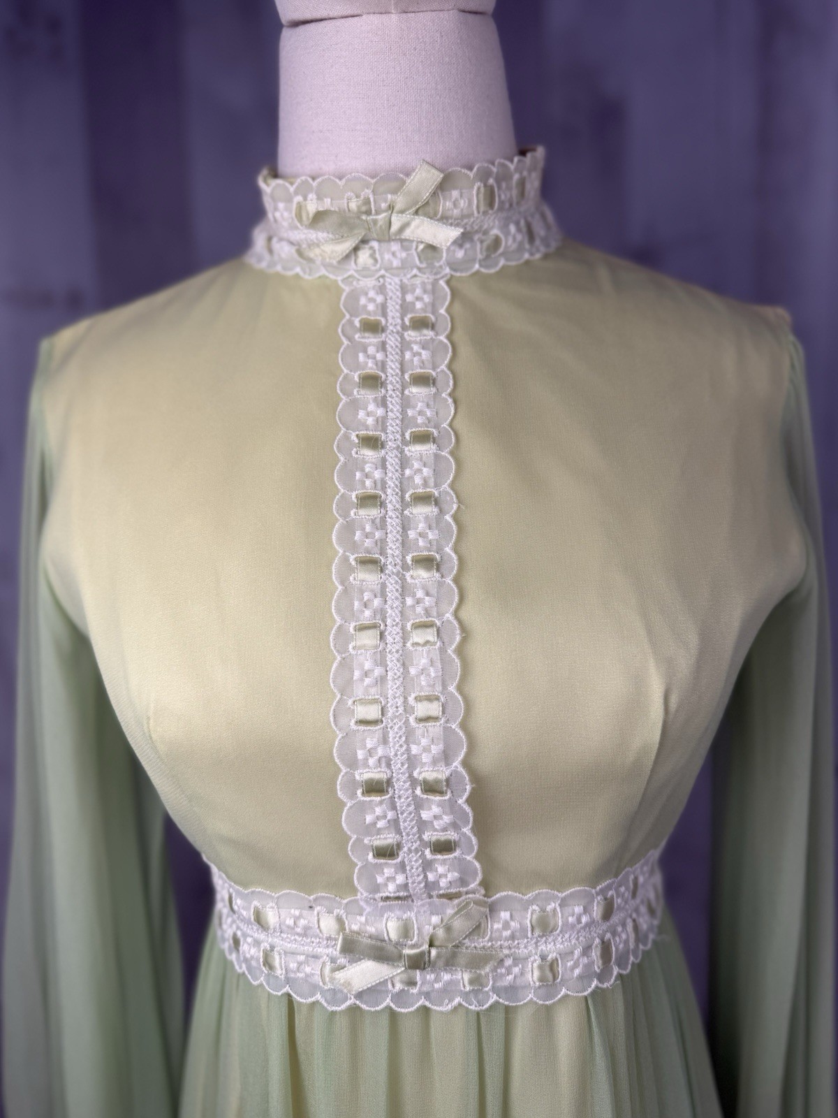 Vintage 1970s Lorrie Deb Gown Silk Chiffon Spring Green Dress Lace Maxi Jrs S/2