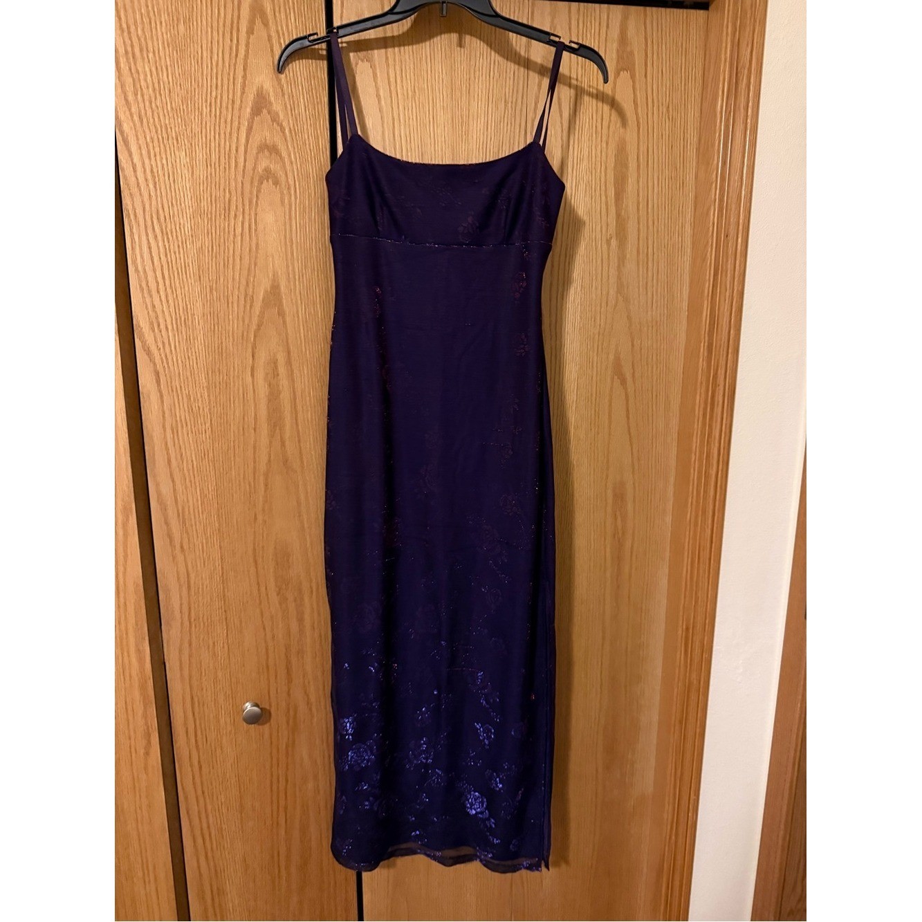 Vintage Color Shift Y2K Steppin Out Red/Purple Slip Dress with Spaghetti Straps