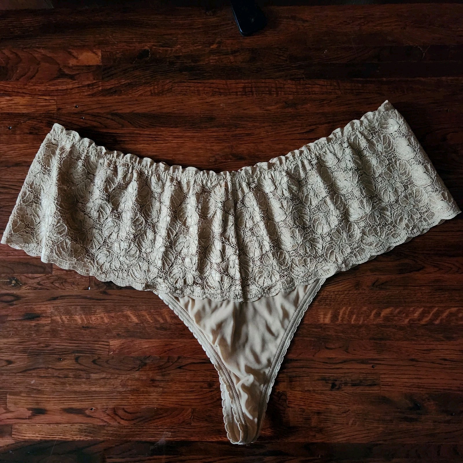 Vintage Avenue Body Plus Size Thong Womens 18-20 Beige Floral Panties Underwear