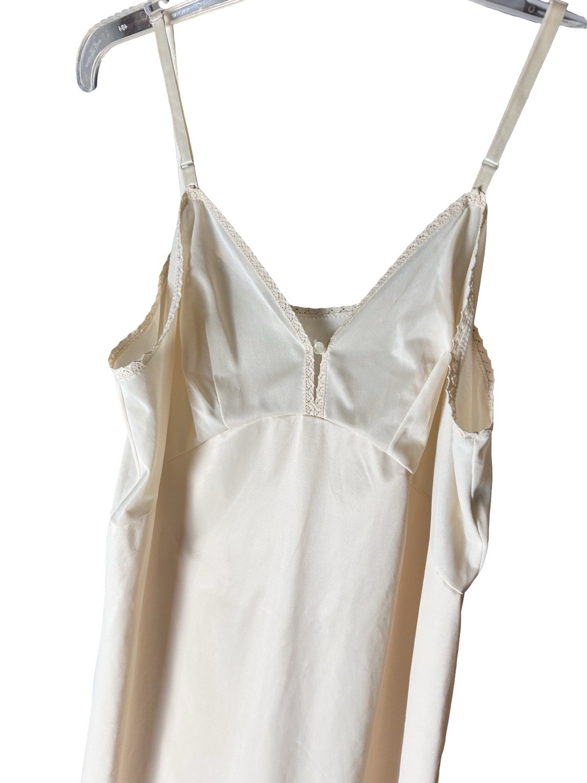 VTG 1970s Vanity Fair Full Slip Undergarment Sz 36 Beige Antron Nylon Lace Trim