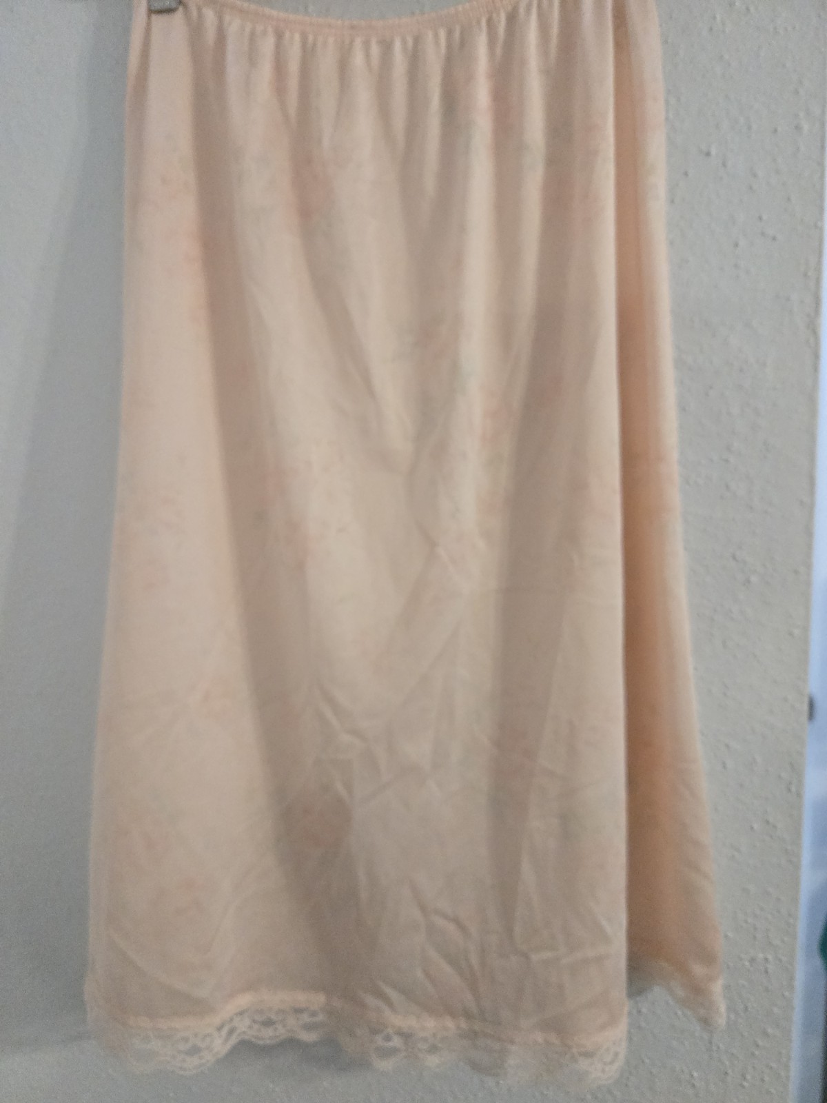 Vintage Deena Slip & Cami Set Peach With Faint Rose Design Lace Romantic Sz 34