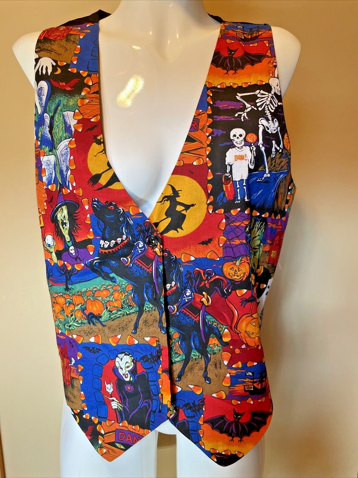 Vtg 90s Basic Edition Halloween Vest Ghosts Pumpkins Art Witches Bats Hipster MD