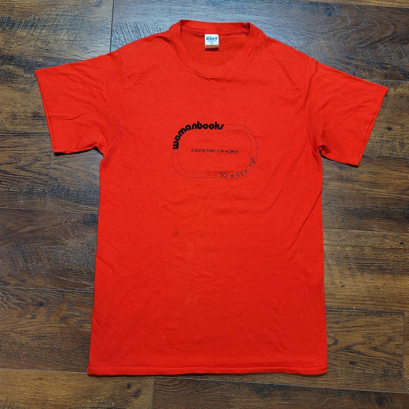 Vintage 70s 80s Womanbooks NYC Book Store Library Feminist LGBT Red T-Shirt L
