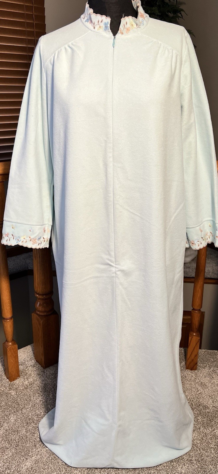 Vtg Vanity Fair Robe Long Soft Velour 14 Embroidered Collar Quarter Zip Lt Blue