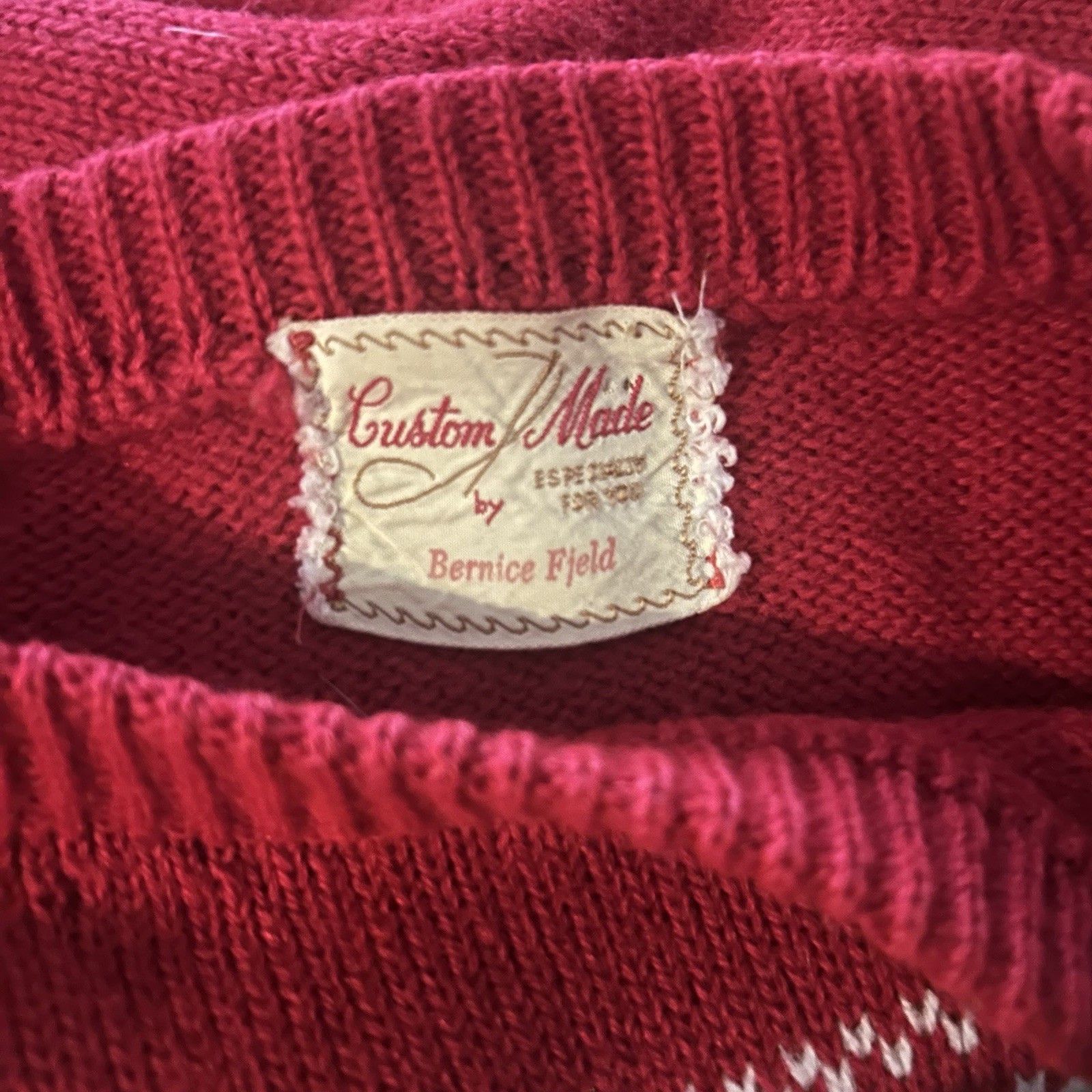 Vintage 1940s Style Sweater | Heart Snowflake | Red | M L | 40s | Fair Isle