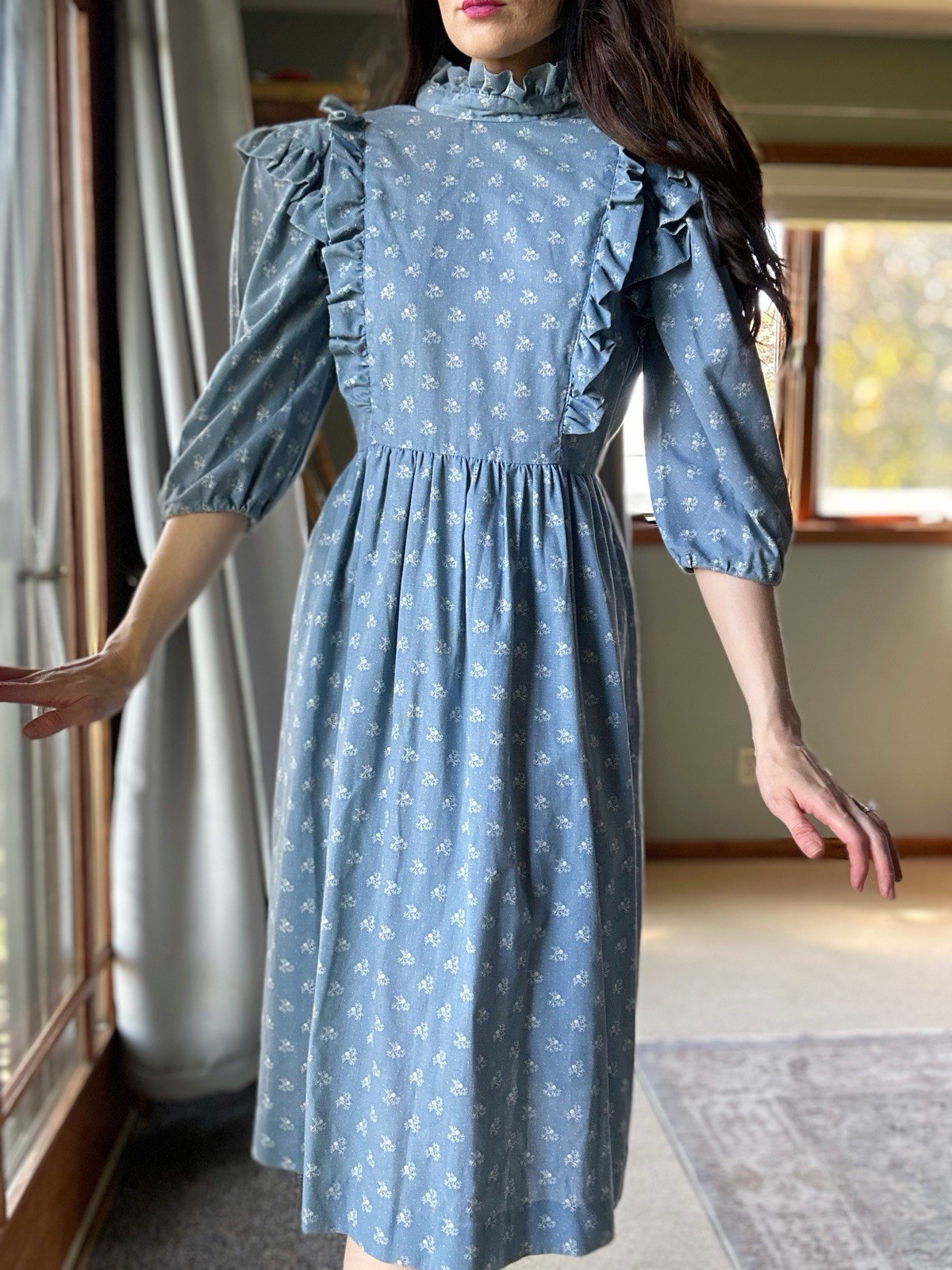Vintage 1980s Dress Tradwife Cottage House 1800s Style