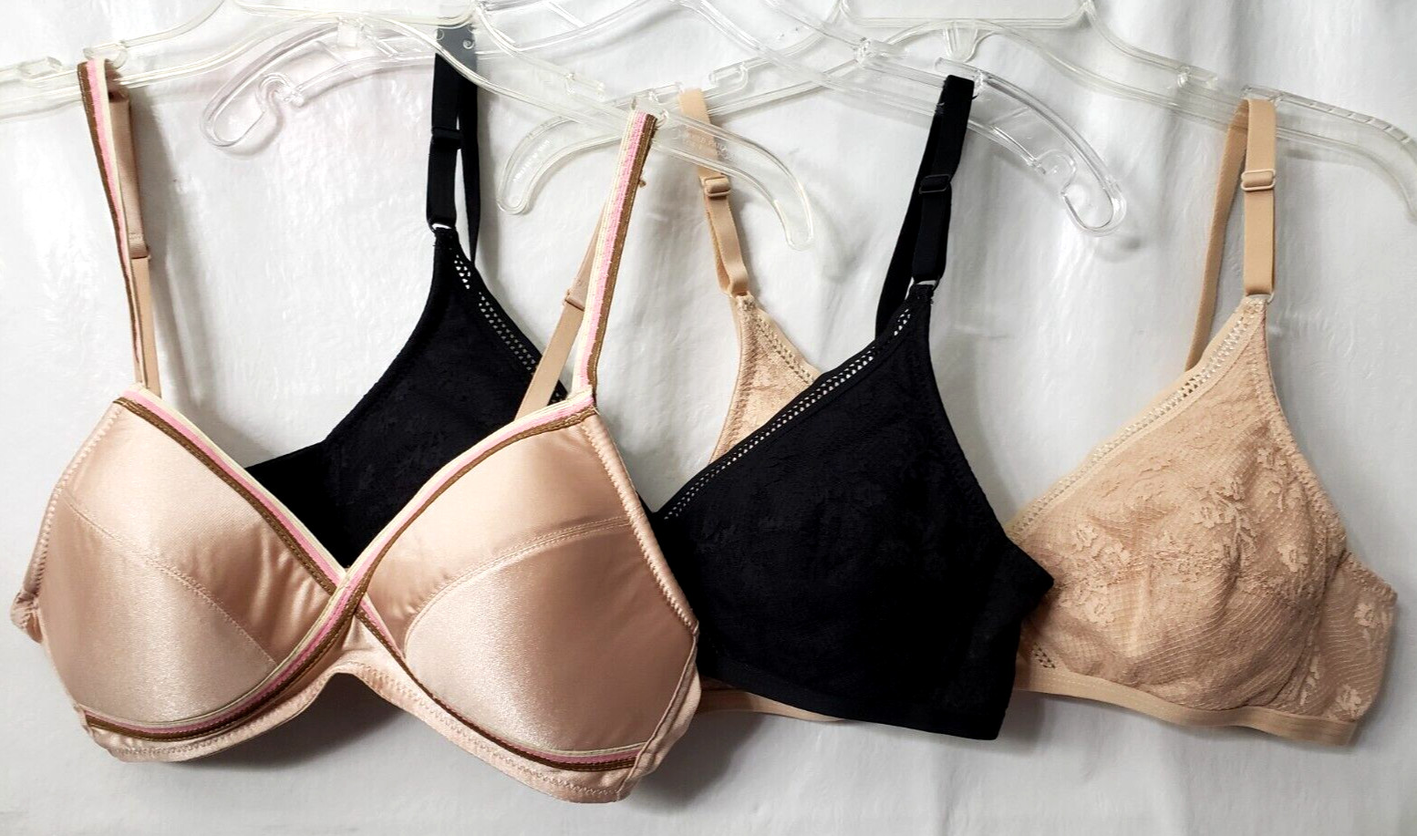 3 Avon Bra Bralette 38B 38 B Lauren Alexi Black Pink Tan Padded No Wire VTG 70s