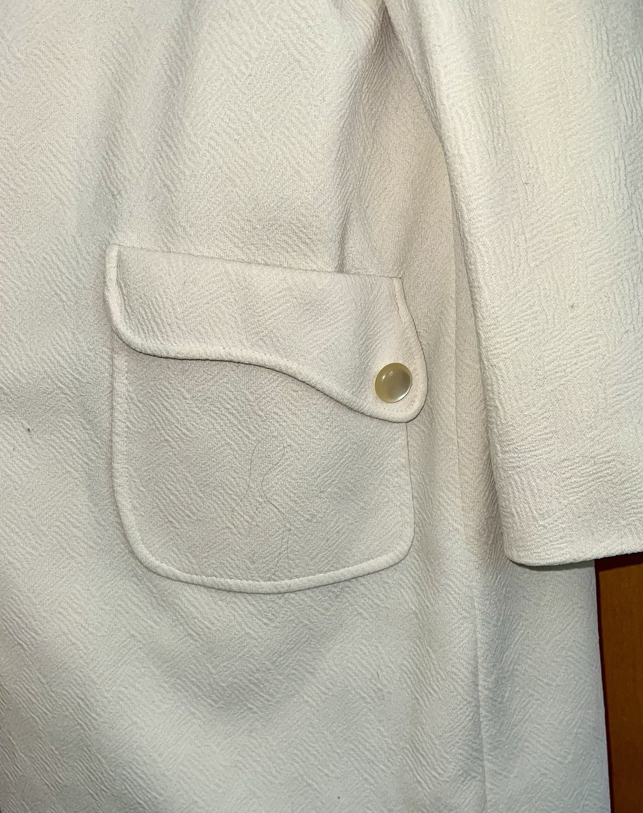 Vintage 1960-70’s MCM Betty Rose Textured Polyester Cream Women’s Midi Coat