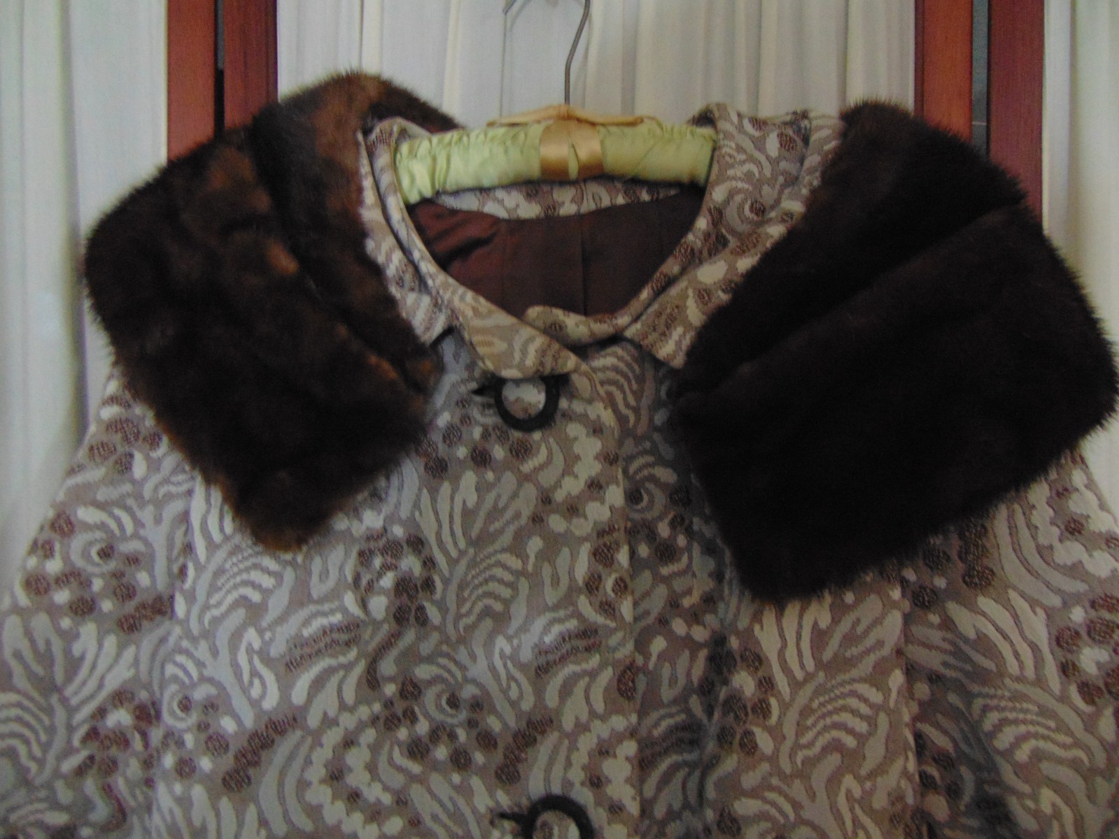 1950s Brocade Swing Coat w/Mink Collar by Golet- Large-ELEGANT & CLASSY – SALE