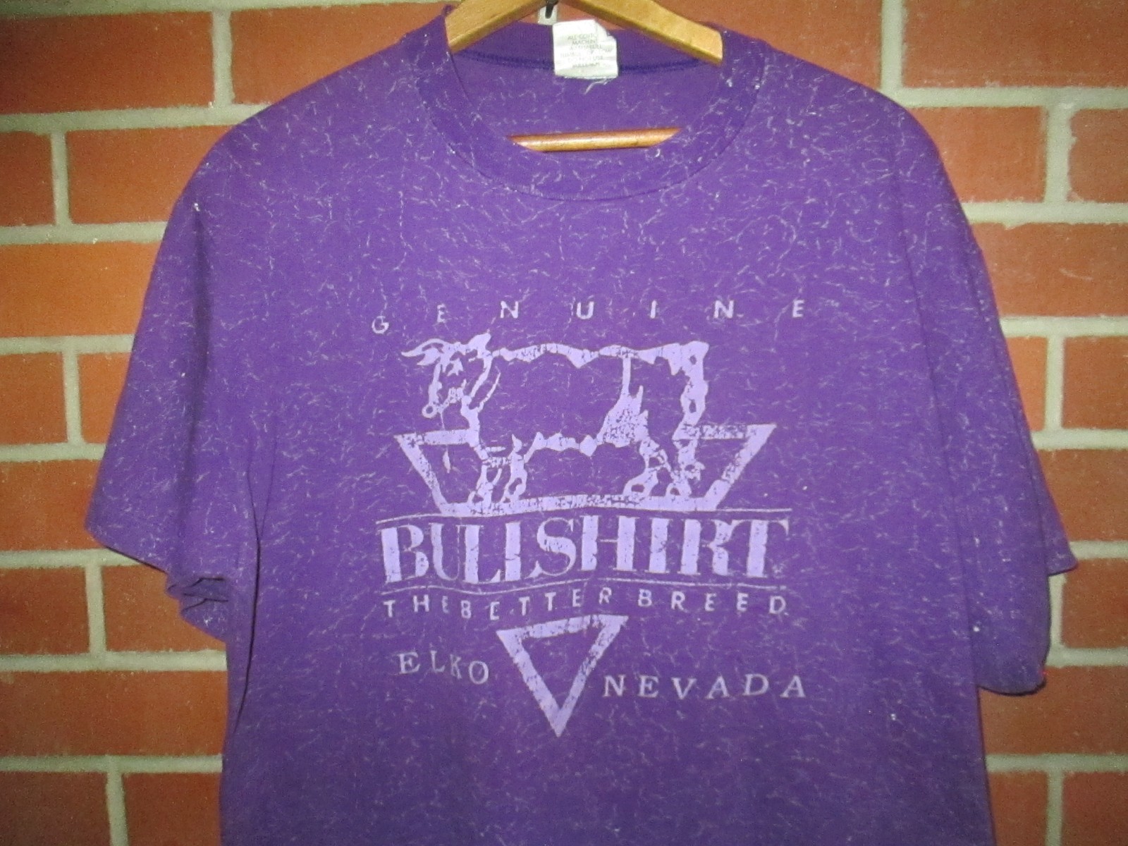 1980s 90s Vtg BULLSHIRT better breed Elko Nevada Single Stitch Marble t shirt L