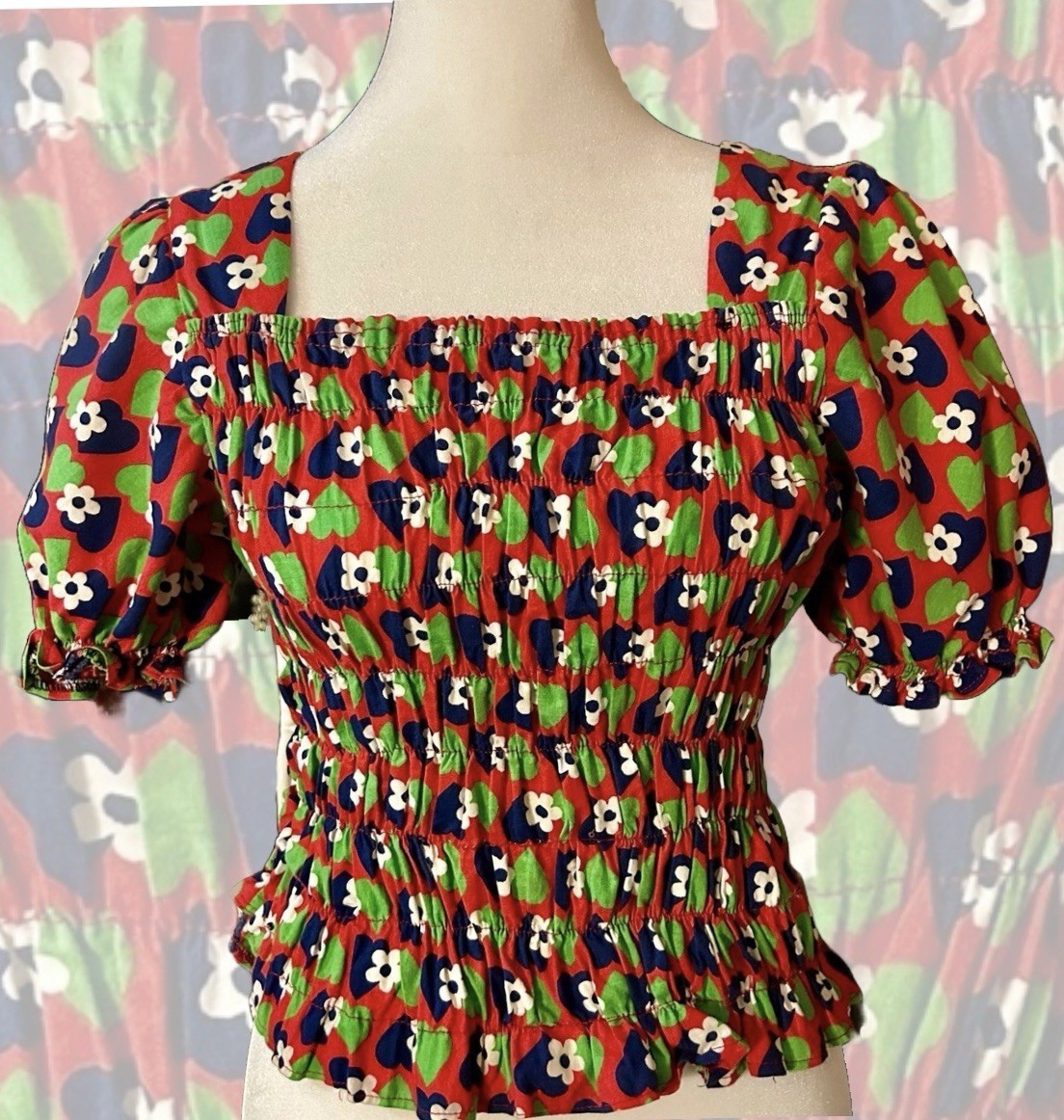 Vintage Princess – 1970s Red Blue Green & White Floral Peasant Top Blouse – M