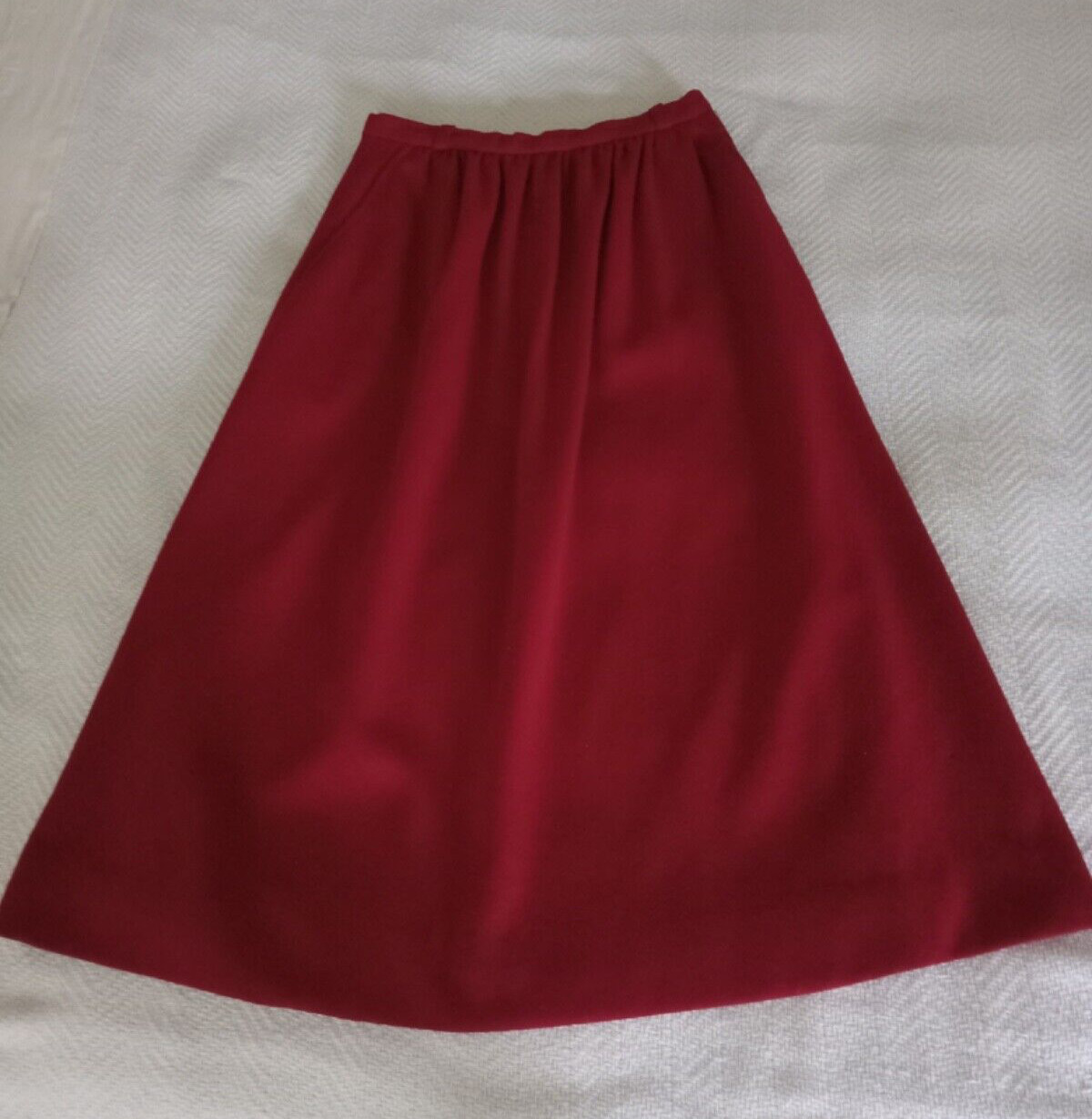Vintage Classic Tailored Red Wool Gordon of Philadelphia Skirt Size 8, w/pockets