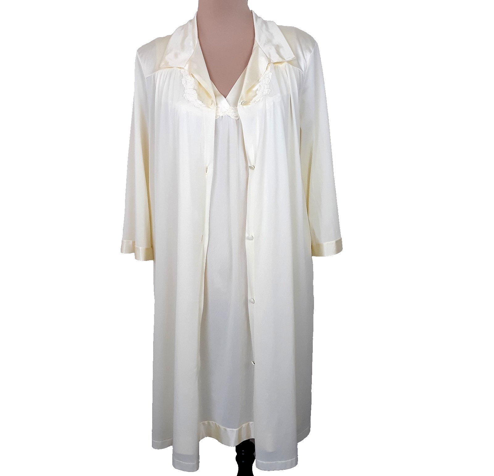 Vintage Vanity Fair Lingerie Set Women’s Size Medium Robe Nightgown Silky Nylon