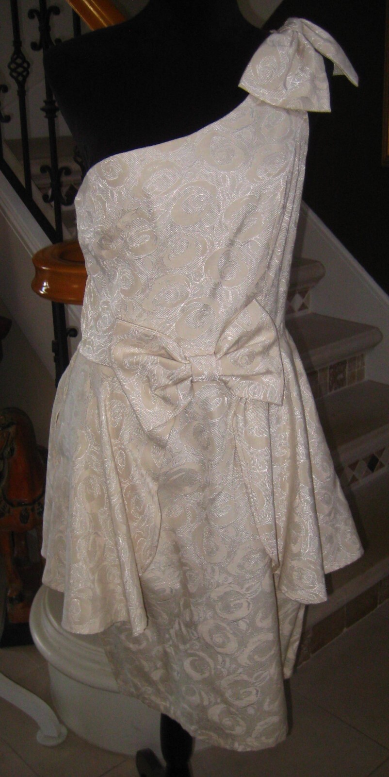 Vintage 80s Joanie Char cream jacquard one shoulder fitted bows party dress 14