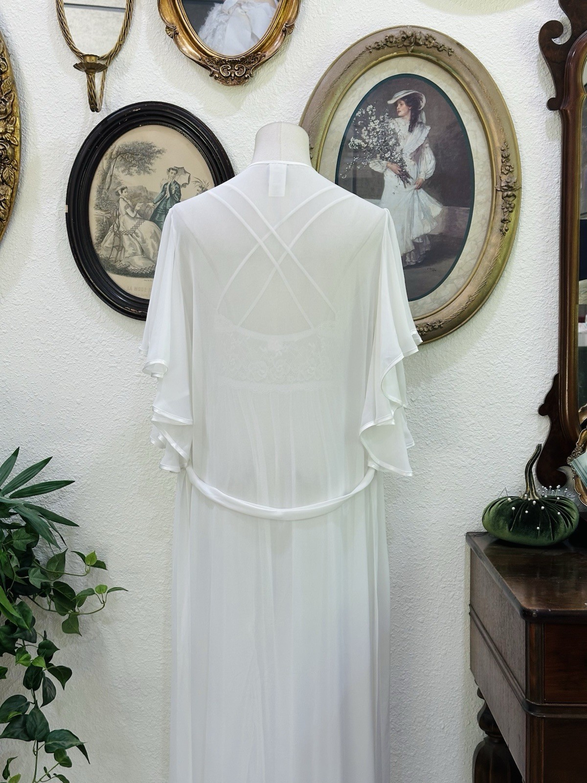 Vintage Bridal Peignoir Set | Sheer Lace Nightgown & Matching Chiffon Robe