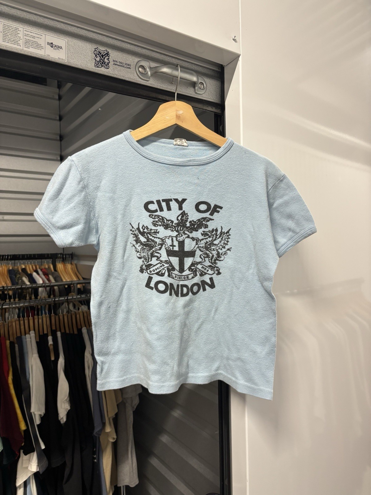 Vintage 80s City Of London Water Print Baby Tee T Shirt Size 8 Medium (18×20)