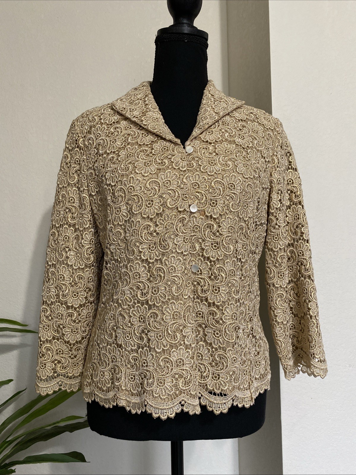 Talbots VTG Gold Lace 3/4 Slv Guipure Jacket Holiday Elegant Evening Shimmer 8