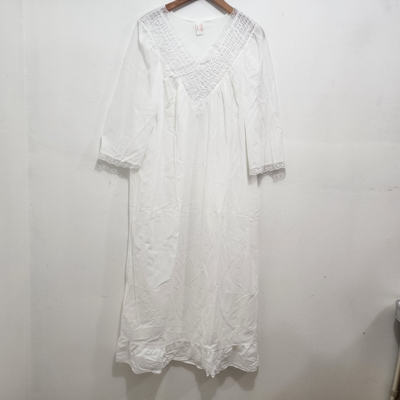 Vintage Spotlight Flannel Embroidered Lace Long Nightgown Nightie White XXL
