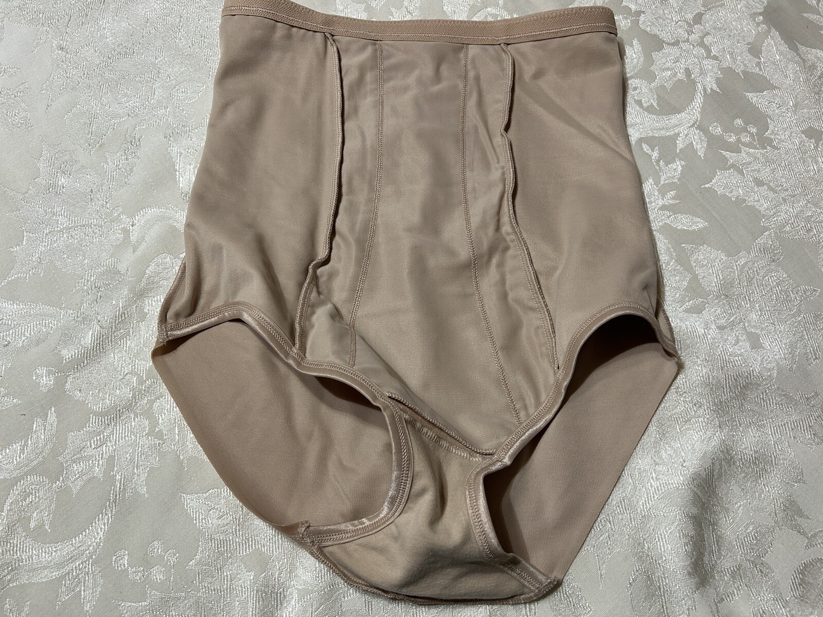 MIRACLESUIT 2705 XL Extra Firm Wonderful Edge Hi-Waist Nude Brief Panties