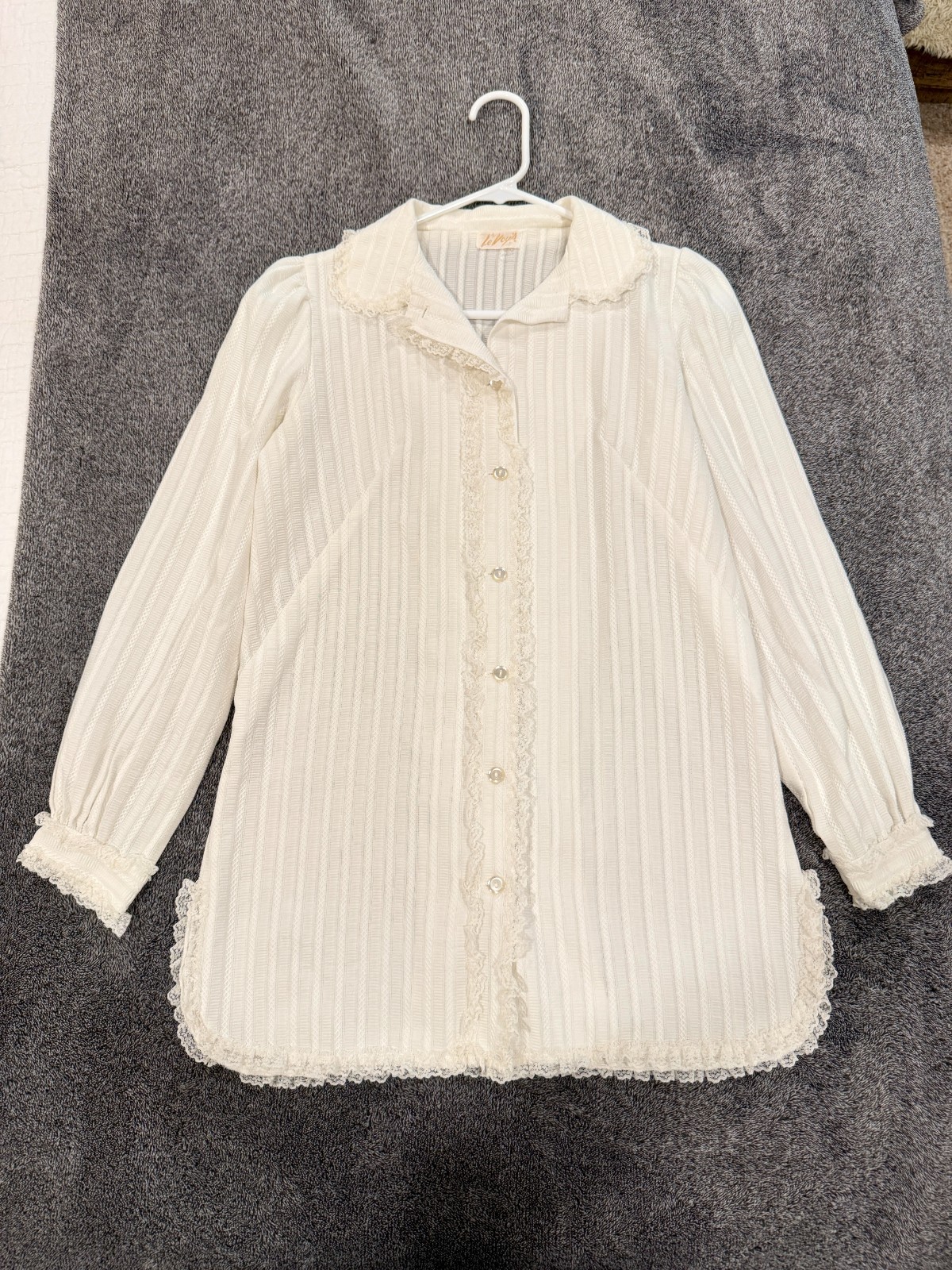 Vintage 70s 80s LeVoy’s White Lace Prairie Blouse Victorian Cottagecore S / M