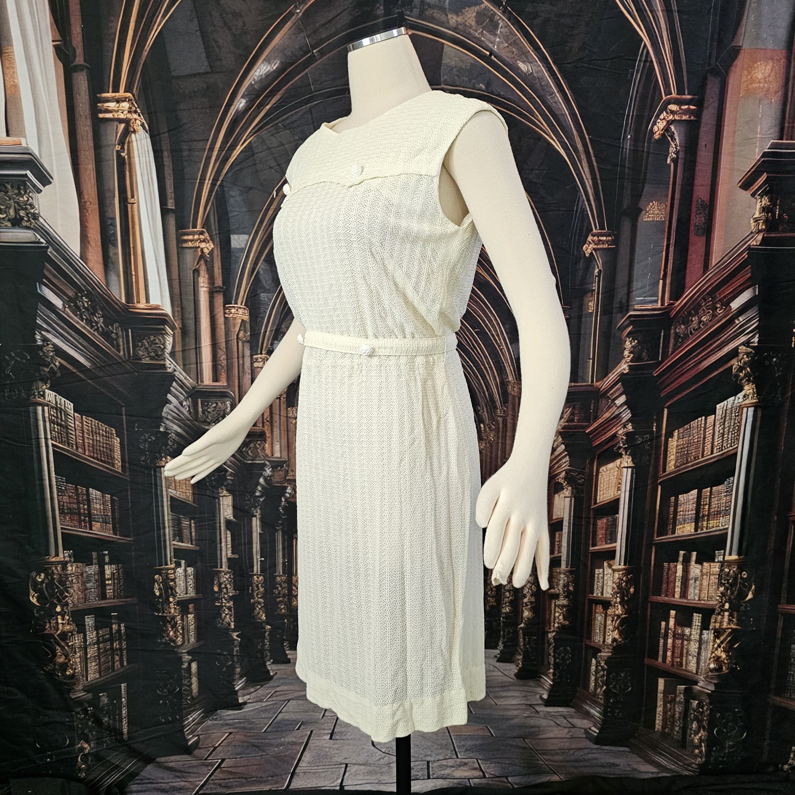 Vintage 1960’s Dress Shift Cream Knit Belt Sleeveless Retro Pinup