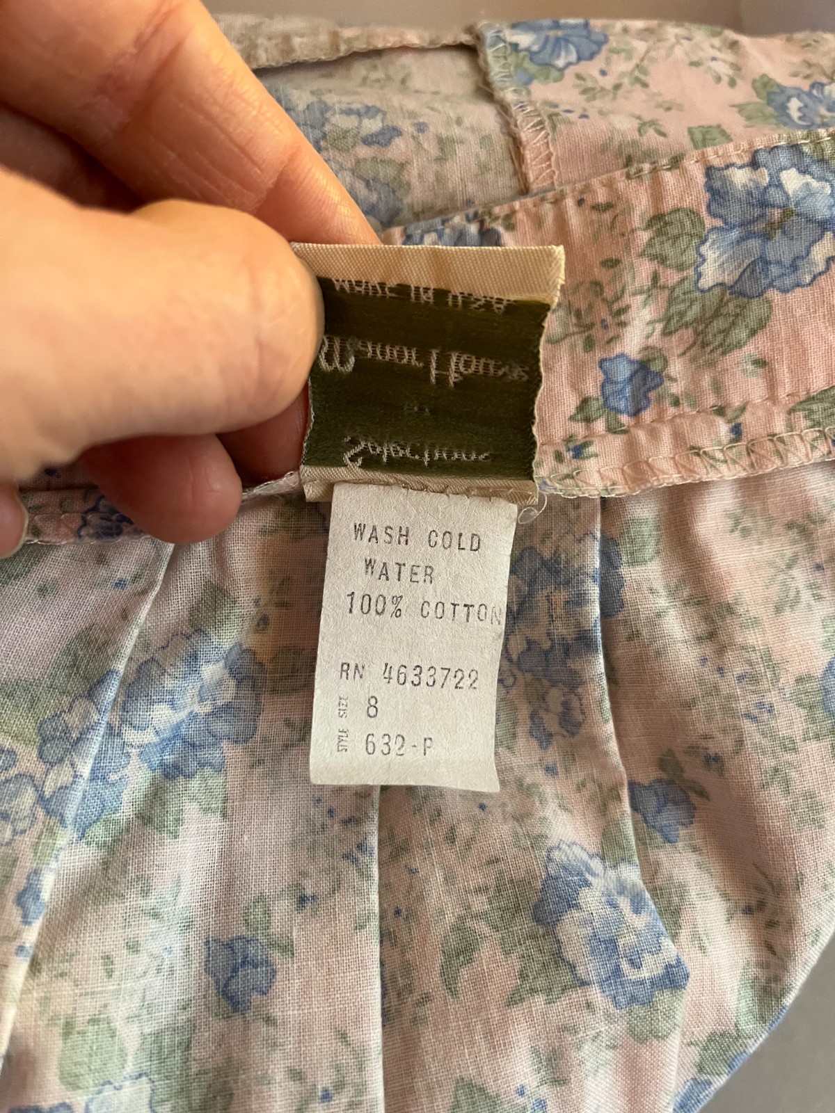 Vintage Selections by Manor House 25″ Waist Skirt Cotton Floral Pink Pleated