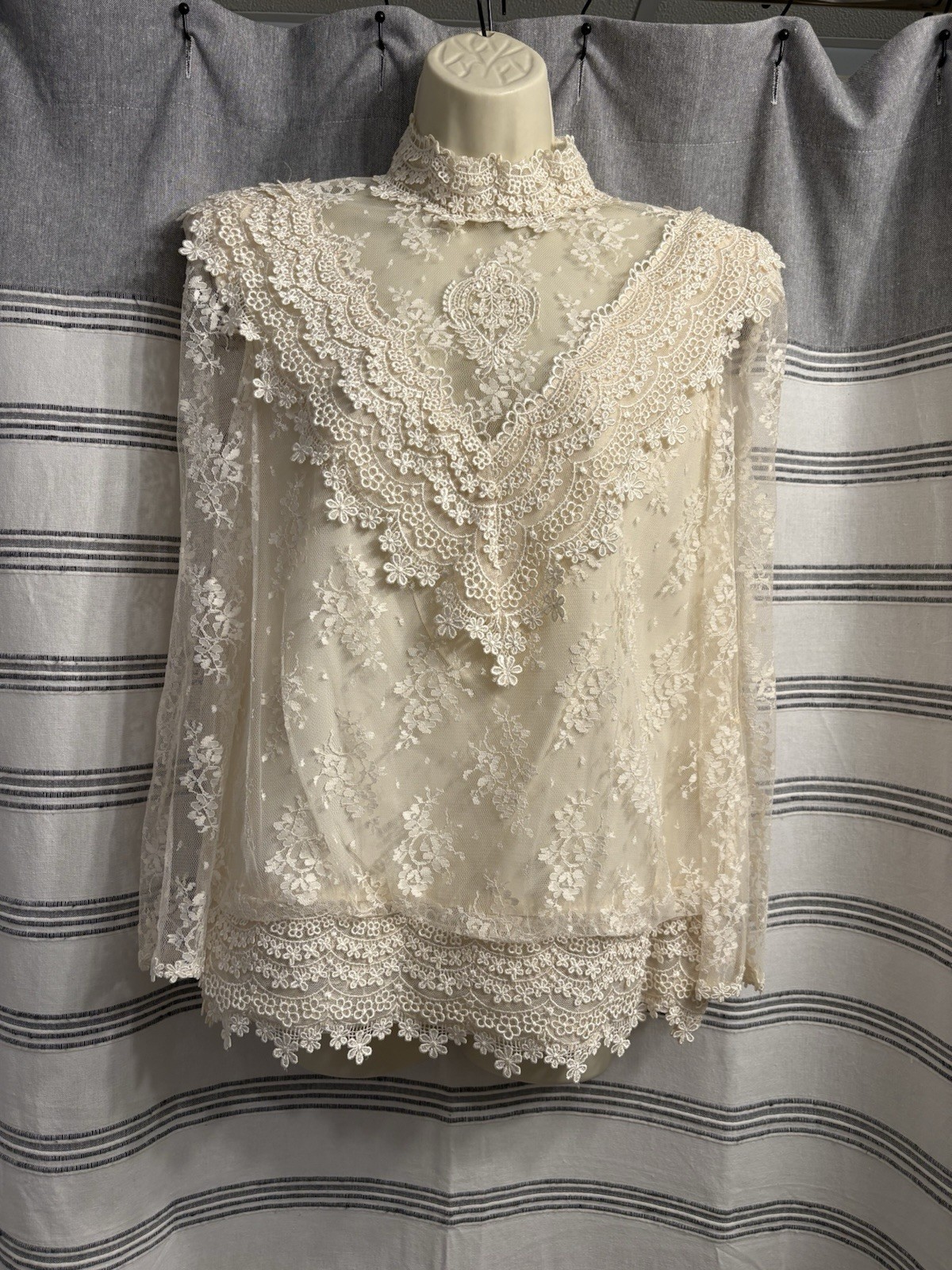 Vintage 1980’s Barbara Chodos For Michael Marcella Ivory Lace Blouse SZ 12