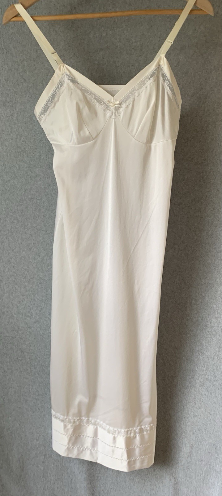 VTG LORRAINE Full Slip Dress Antron III Shaped Open Lace Cups White Tall 34