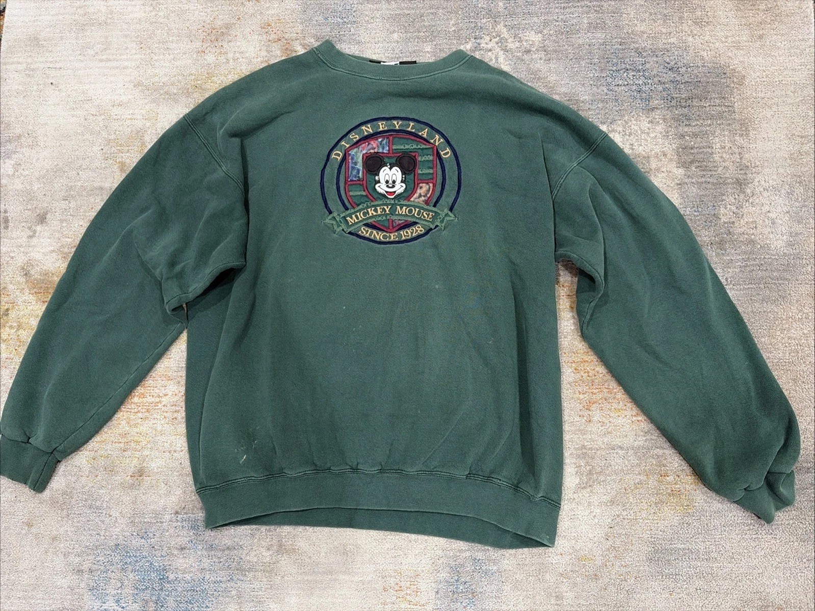 Vintage MickeyMouse University CrewNeck SweatShirt 90s Disney Embroidered Large