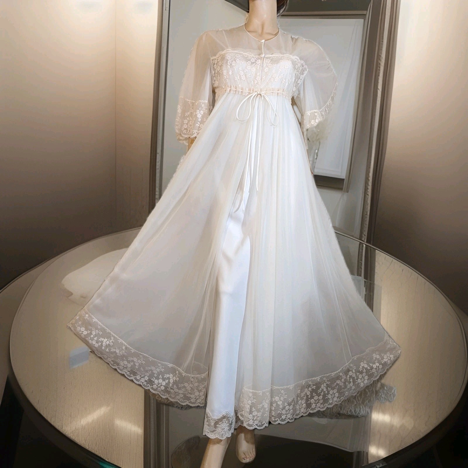 VTG Intime DBL Chiffon Lace Peignoir Robe Lingerie Satin Nightgown Blended Set M