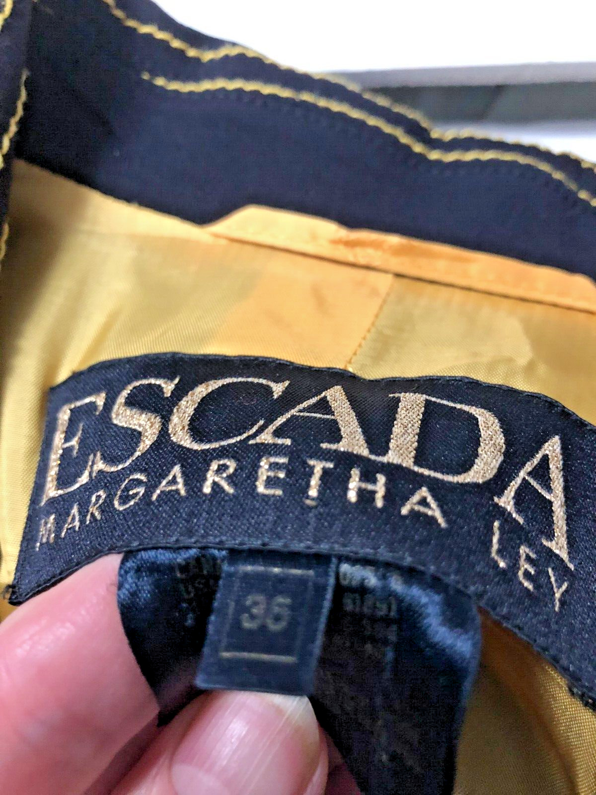 Escada Margaretha Ley Shoulder Pads VTG Navy Blue Gold Thread Blazer Jacket 35