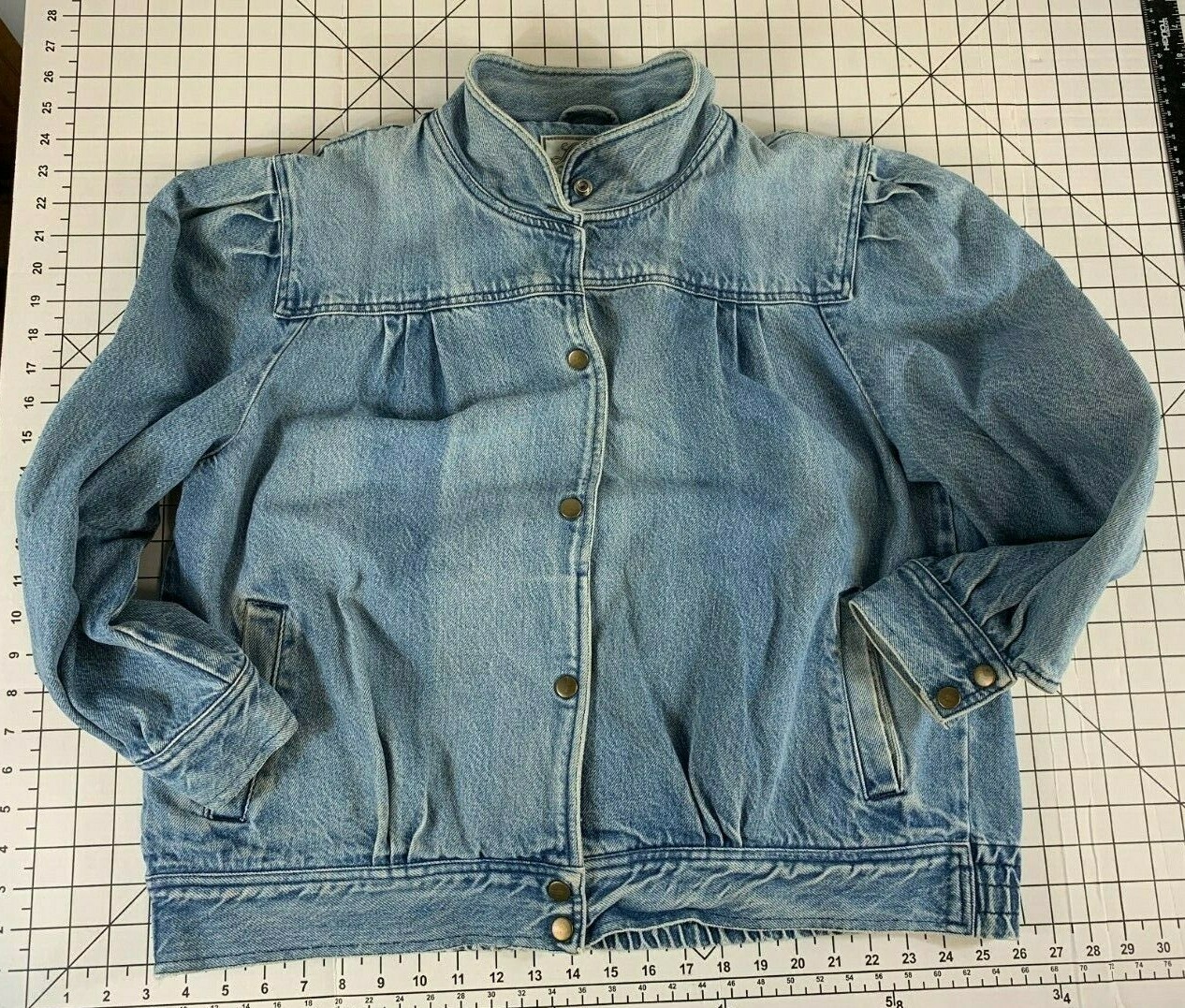 Vintage 80s 90s Distressed Grunge Pleated Fluffy Jean Denim Womens Coat Jacket