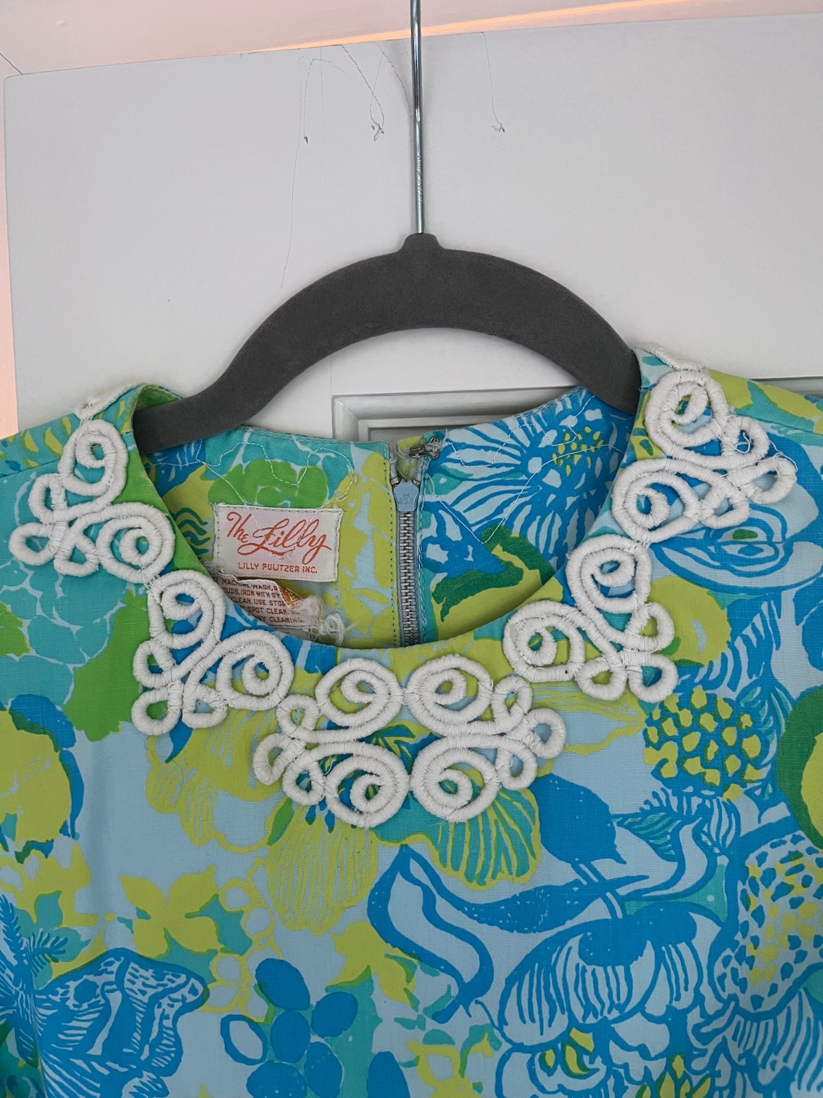 Vintage Lilly Pulitzer The Lilly 1960s 1970s dress blue green size 6 modern 0