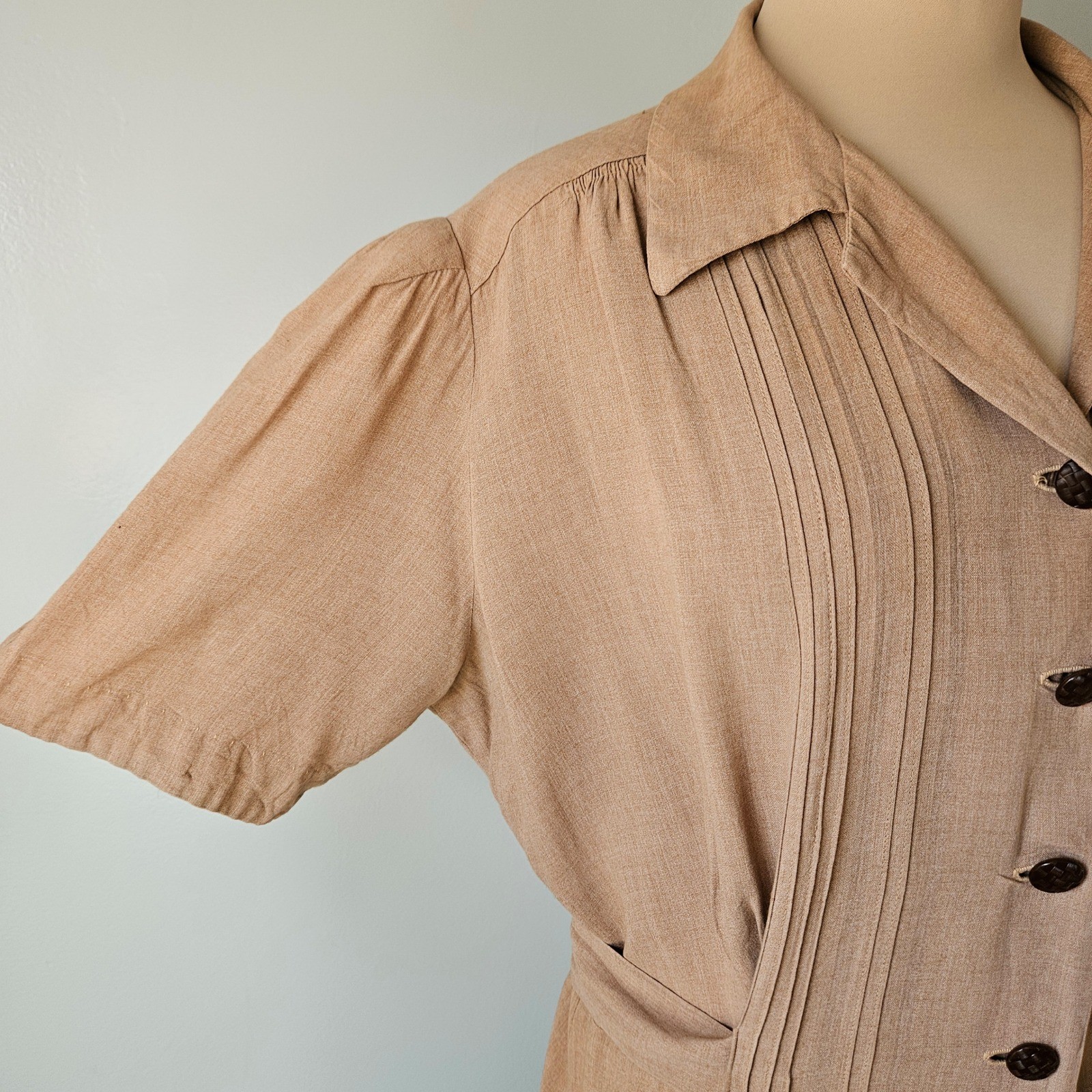 Teca Spun Rayon Pintuck Day Dress Tan Short Sleeve Vintage 1940s WWII Era XL