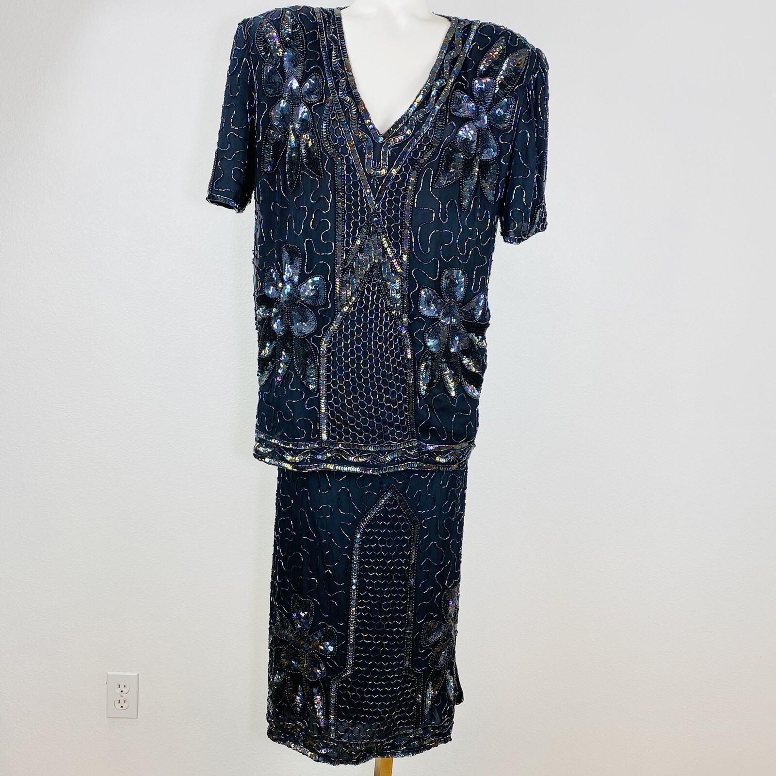 GOLD STAR BLACK BEADED SKIRT AND BLOUSE OUTFIT VINTAGE SIZE XL/XXL